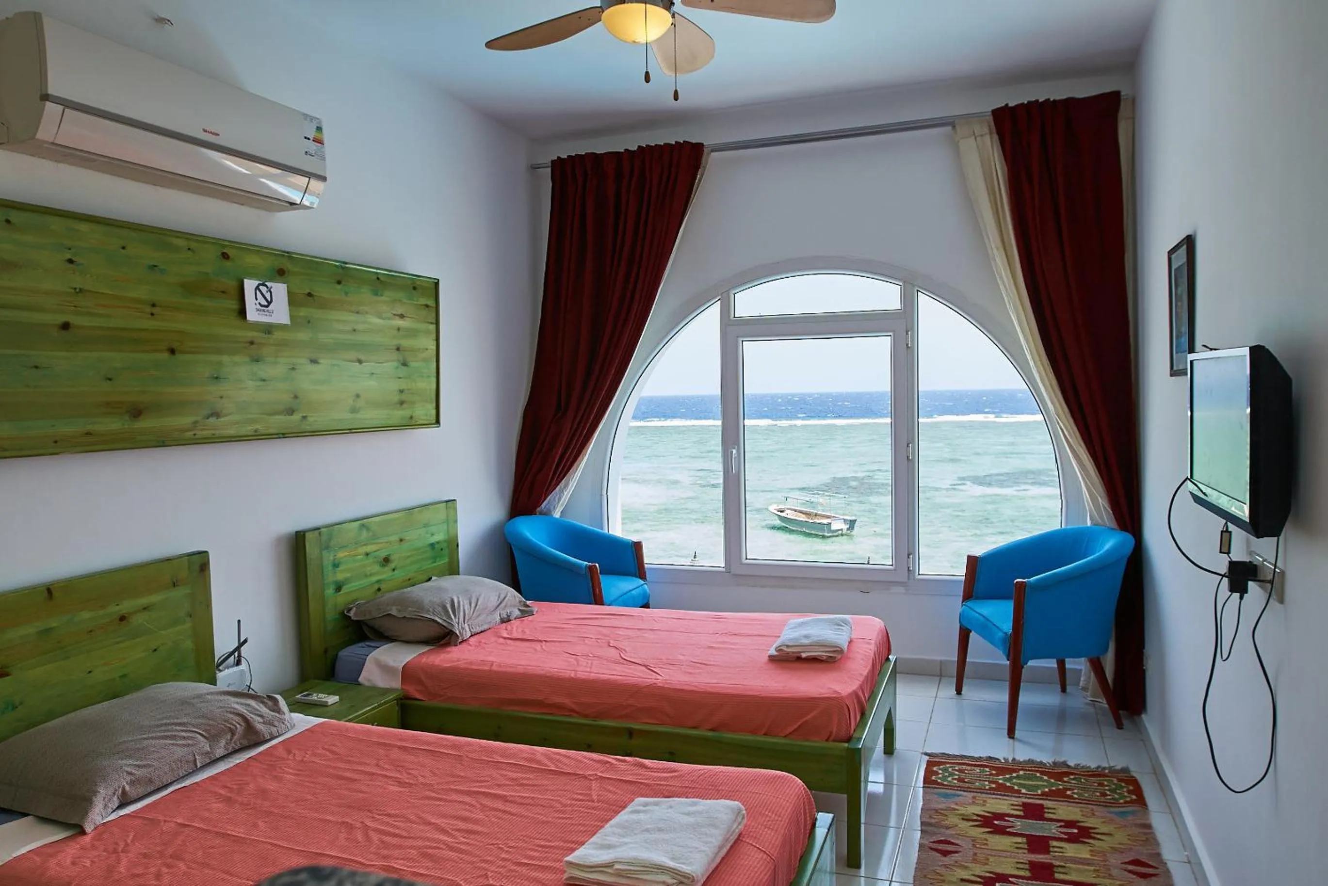 Bed in Solaris