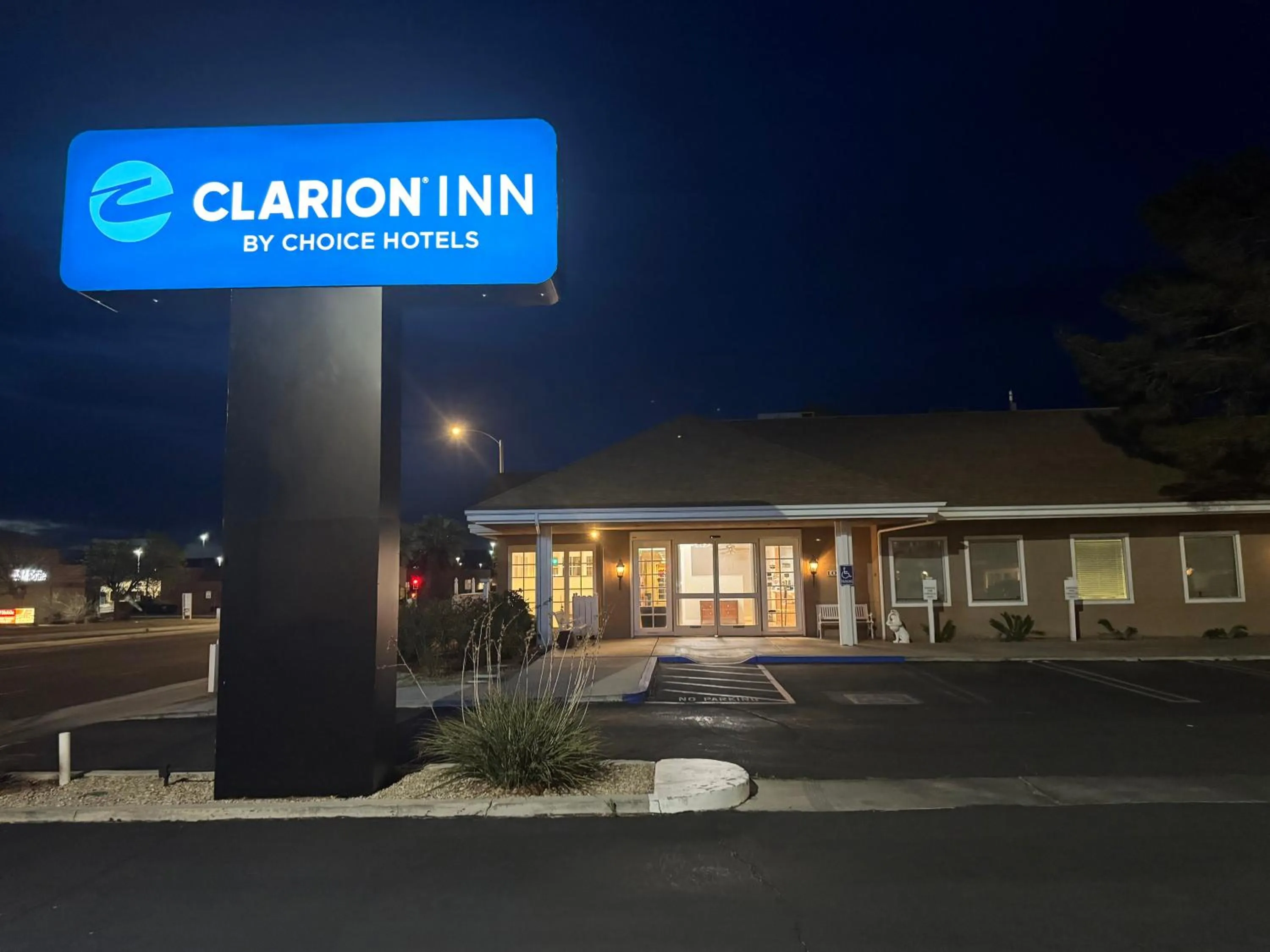 Property building in Clarion Inn Near China Lake Naval Station