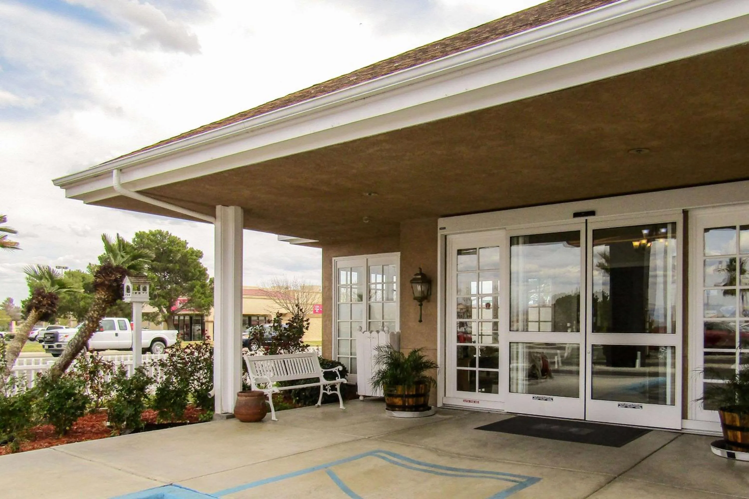 Property building in Clarion Inn Near China Lake Naval Station