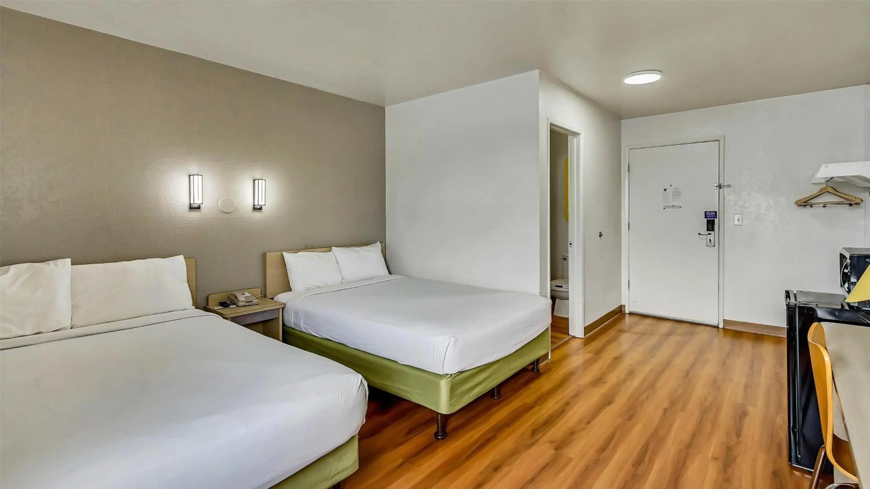 Bedroom, Bed in Motel 6 Ogden, UT- Downtown Bedroom, Bed in Motel 6 Ogden, UT- Downtown