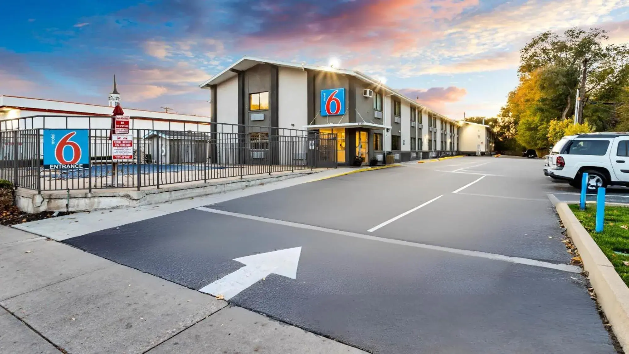 Property building in Motel 6 Ogden, UT- Downtown Property building in Motel 6 Ogden, UT- Downtown