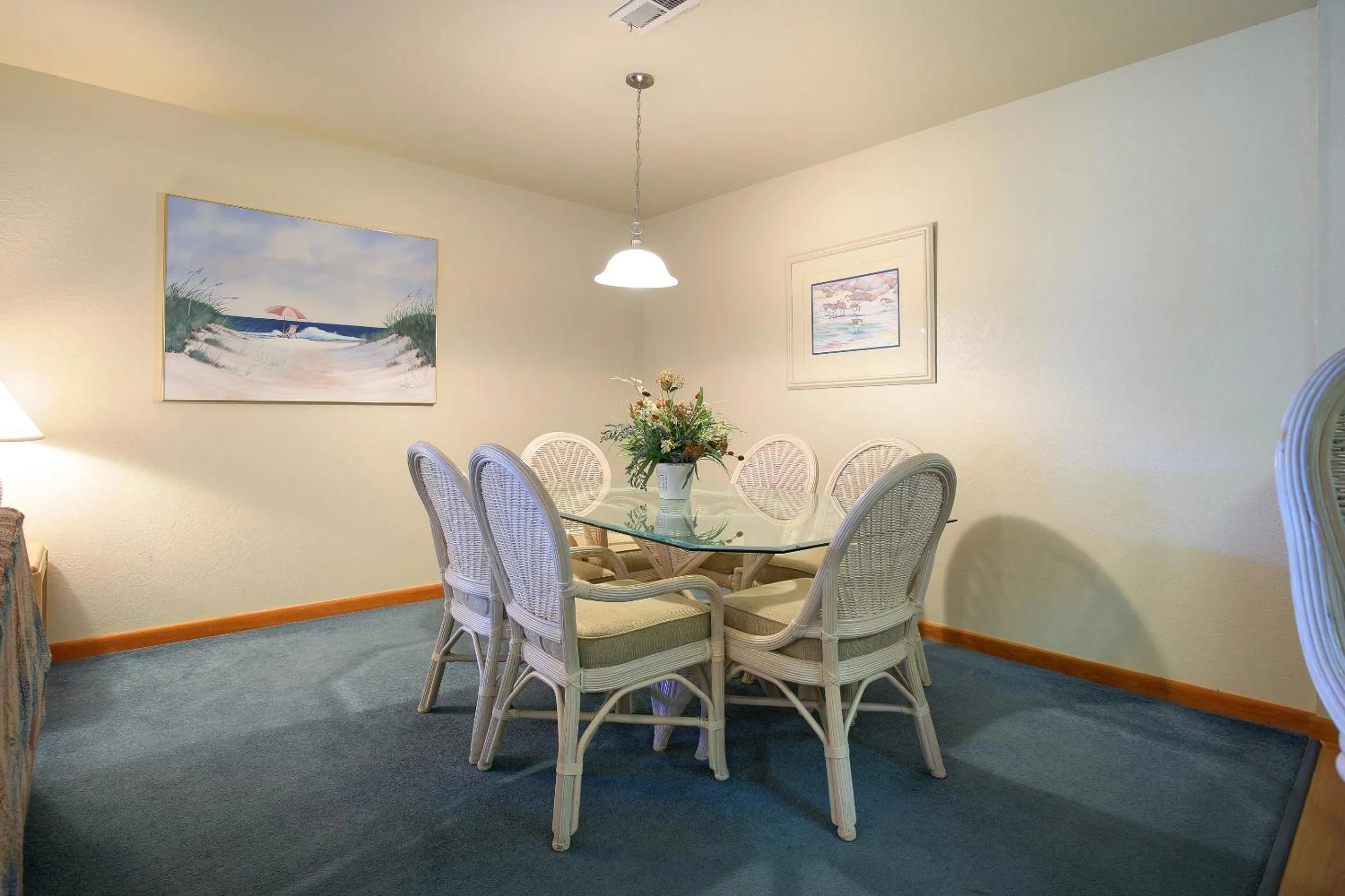 Dining area in Barrier Island Station