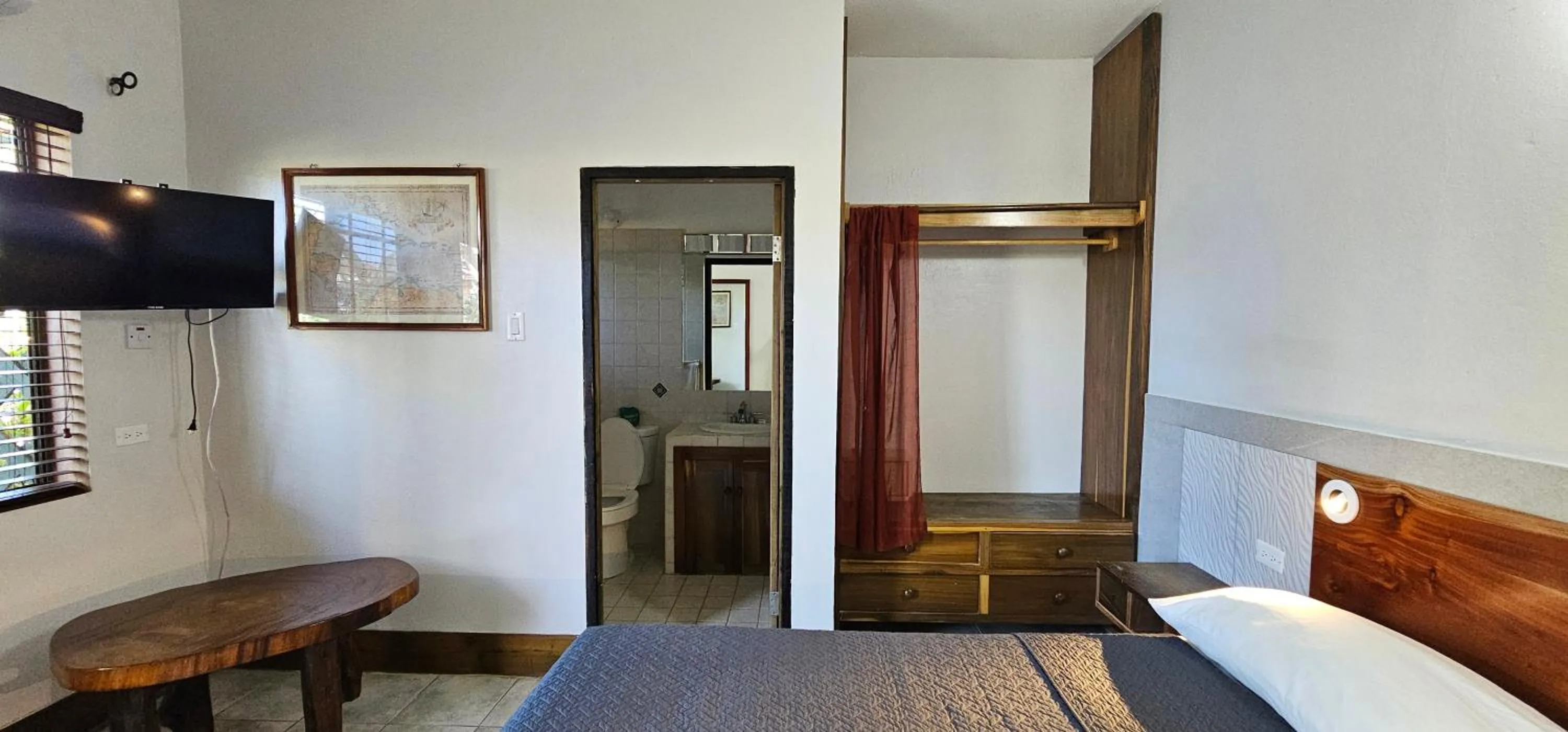 Bed in Sunrise Club Hotel