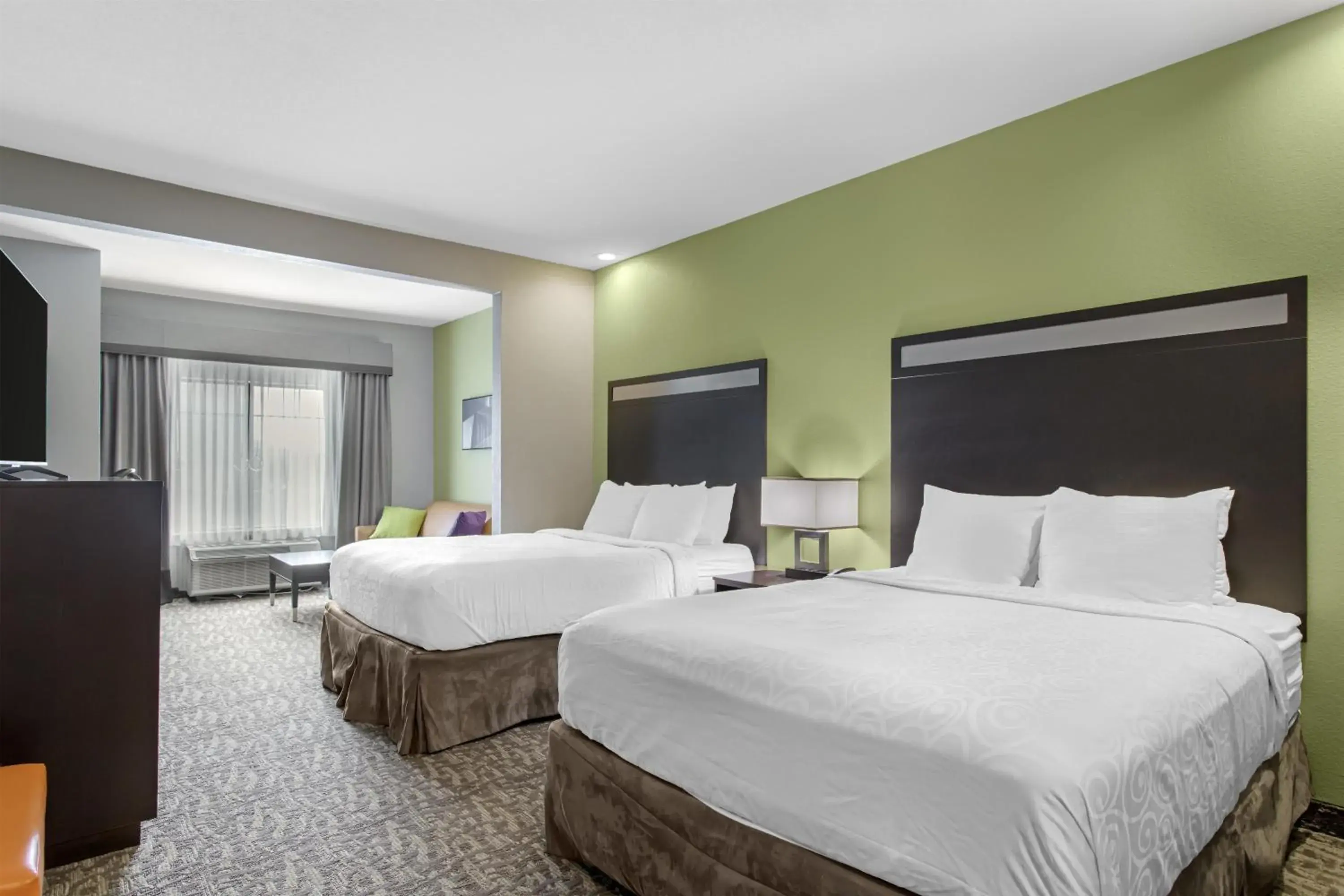 Bedroom, Bed in Best Western Plus Bay City Inn & Suites Bedroom, Bed in Best Western Plus Bay City Inn & Suites