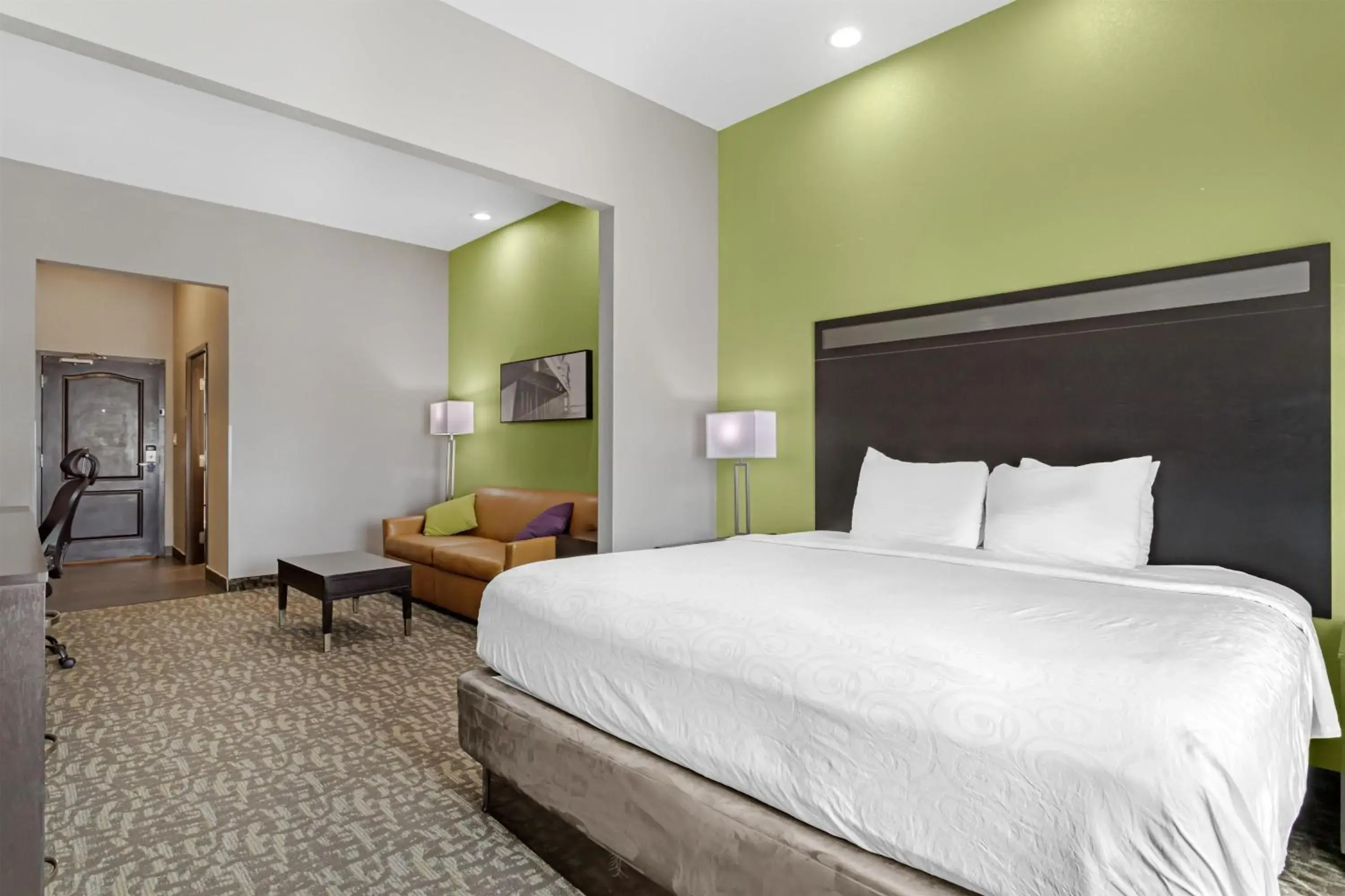 Bedroom, Bed in Best Western Plus Bay City Inn & Suites Bedroom, Bed in Best Western Plus Bay City Inn & Suites