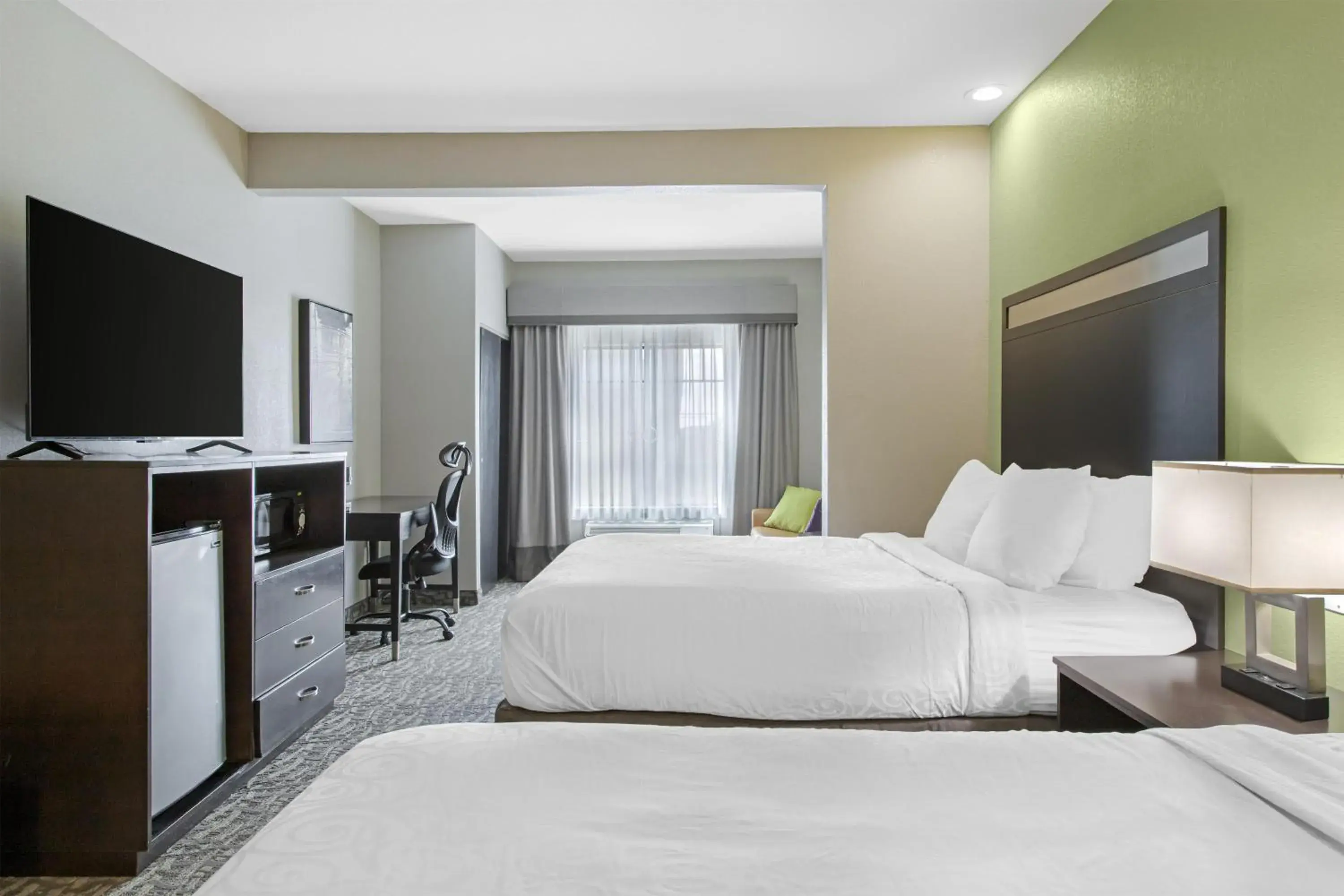 Queen Suite with Two Queen Beds and Sofa Bed in Best Western Plus Bay City Inn & Suites Queen Suite with Two Queen Beds and Sofa Bed in Best Western Plus Bay City Inn & Suites