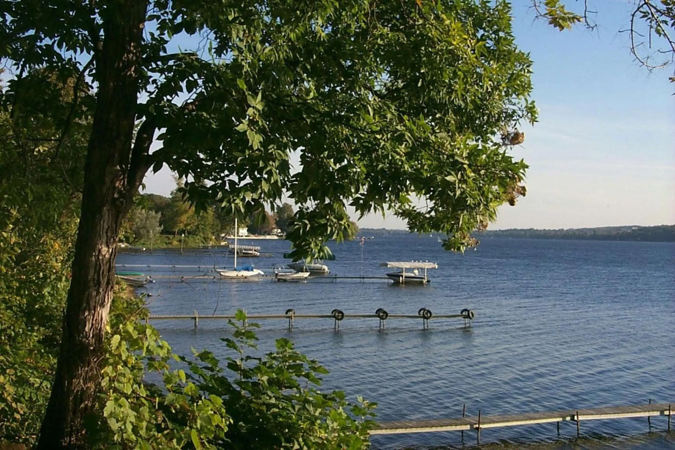 Property building in Hampton Inn Geneseo