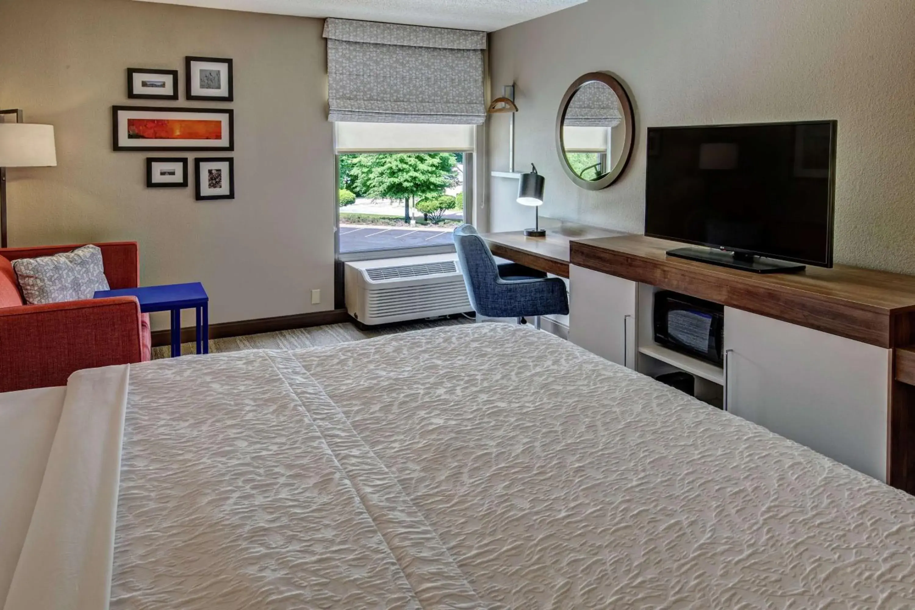 Bedroom, Bed in Hampton Inn Elizabeth City Bedroom, Bed in Hampton Inn Elizabeth City