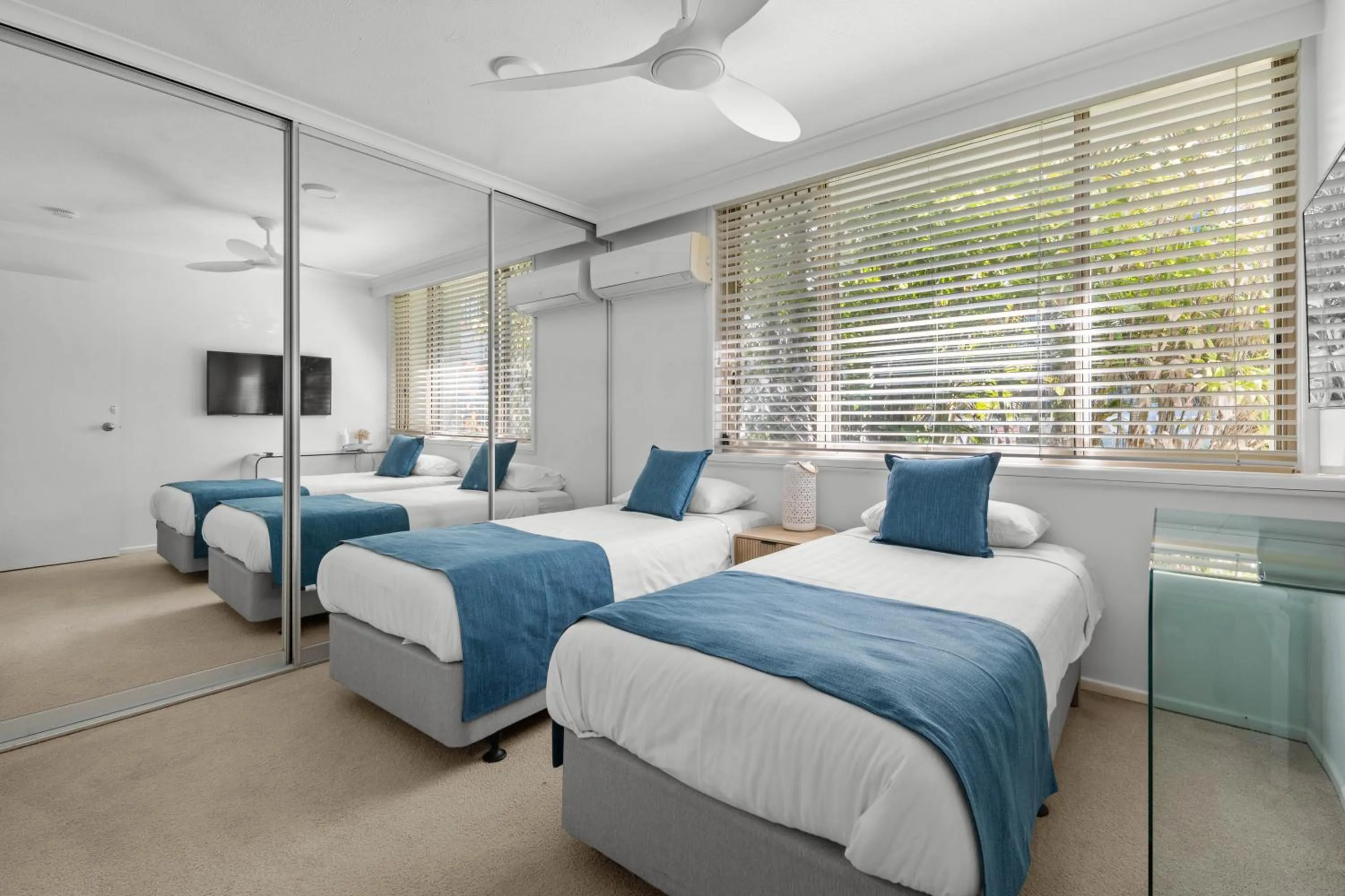 Bed in Sandcastles On Currumbin Beachfront, Gold Coast