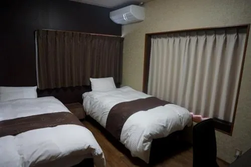 Bed in Restaurant & Inn ATSUSHI -Kanazawa-