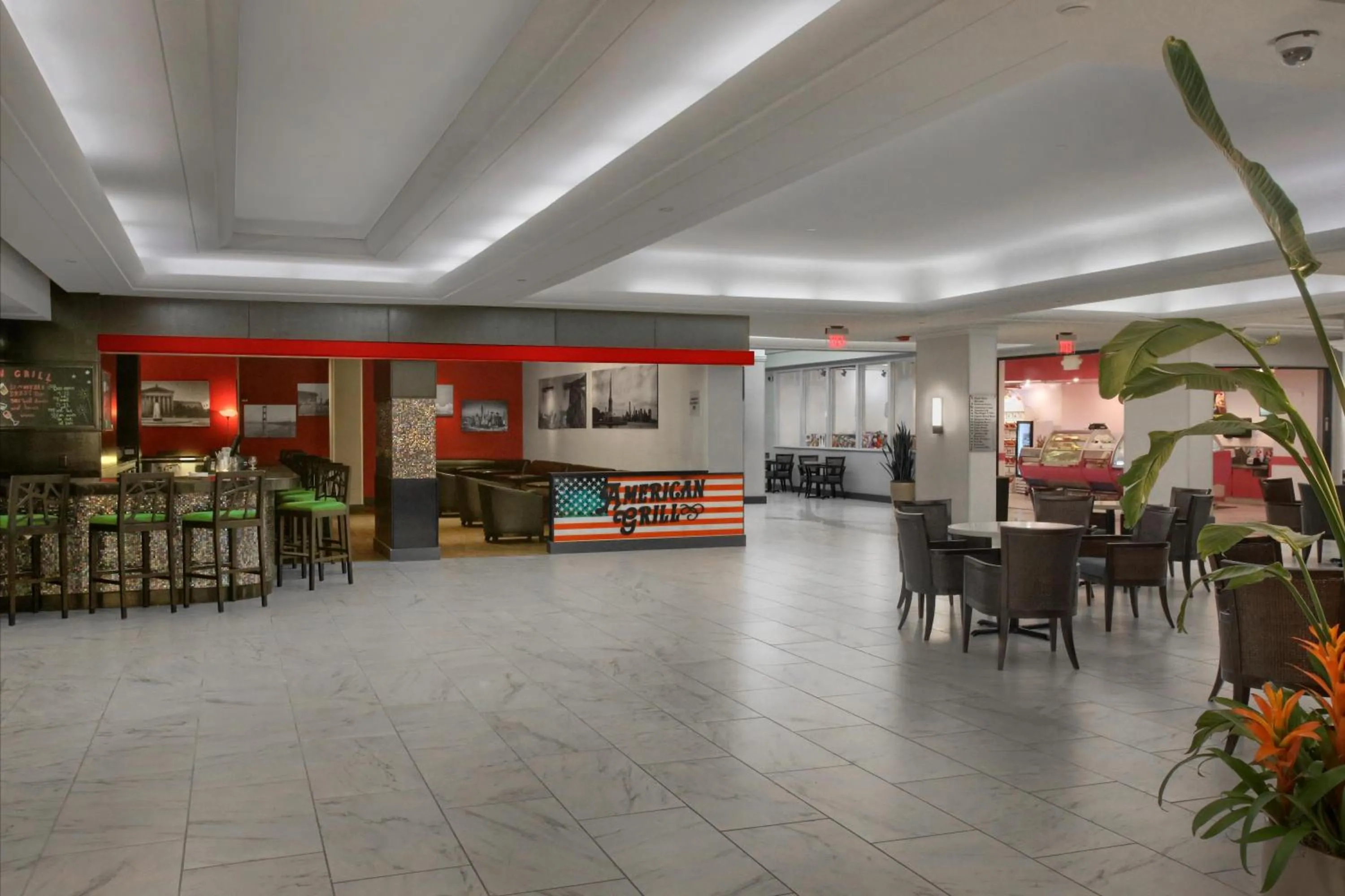 Restaurant/places to eat in DoubleTree by Hilton at the Entrance to Universal Orlando