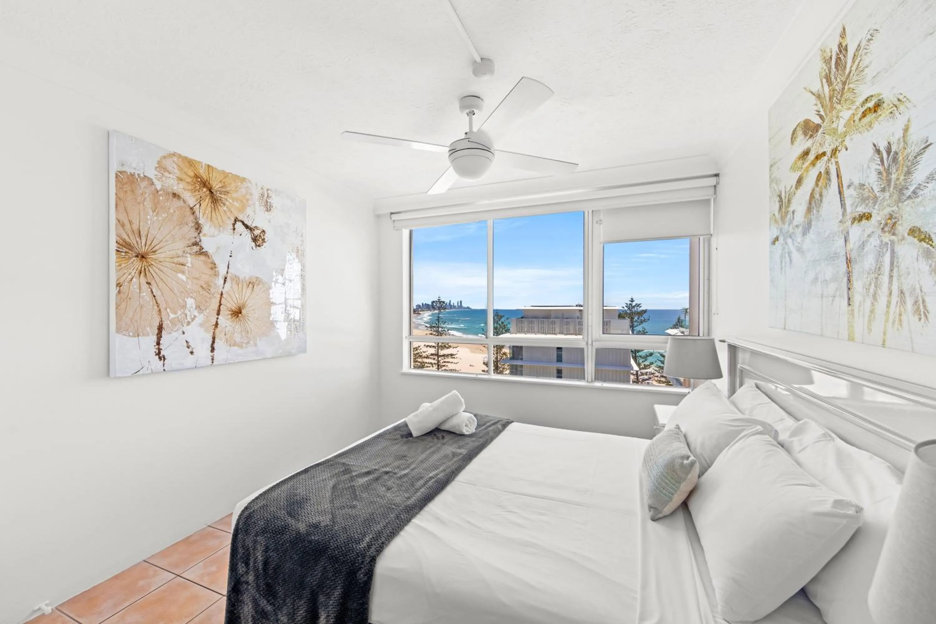 Bed in Burleigh Beach Tower
