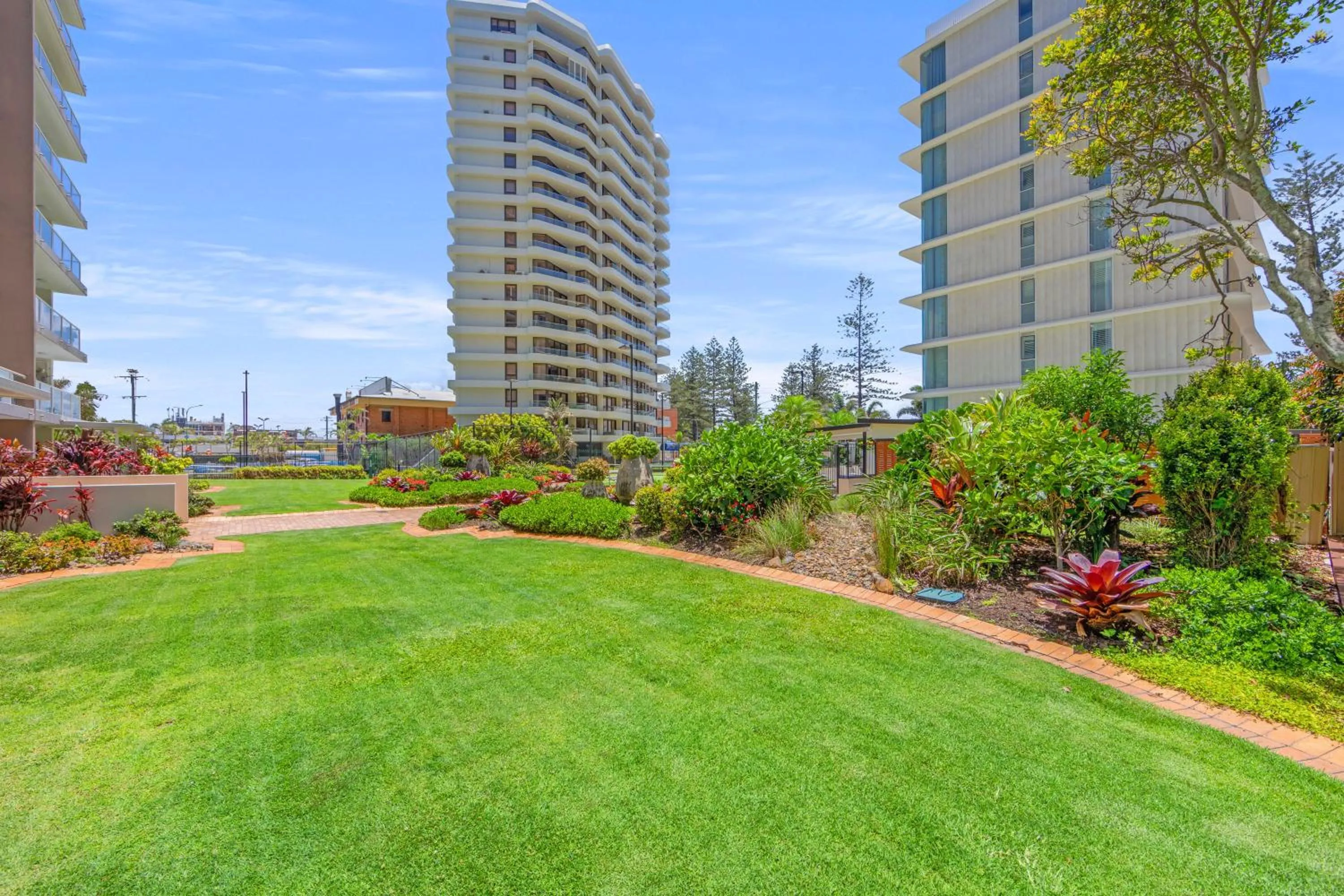 Garden in Burleigh Beach Tower