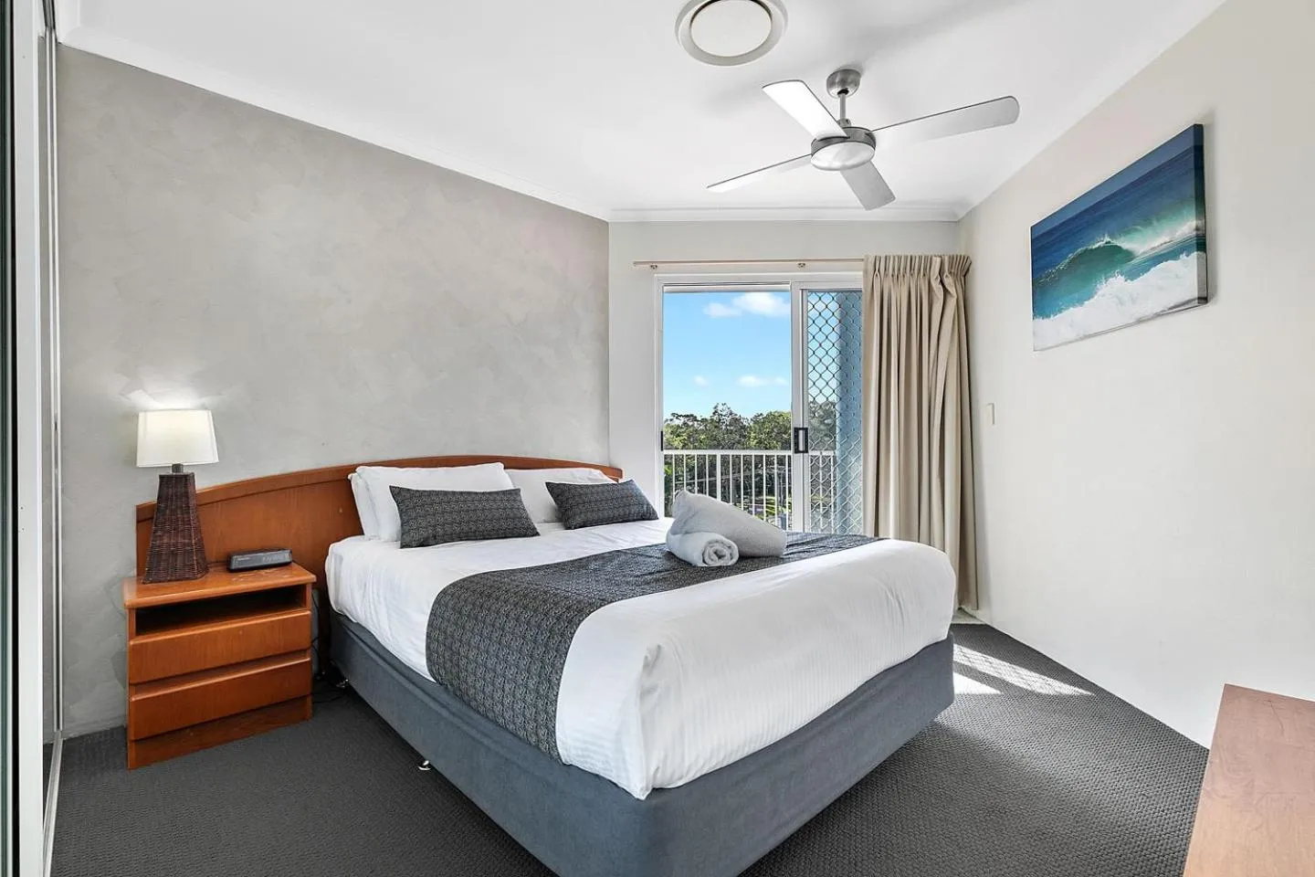 Bedroom, Bed in White Crest Apartments