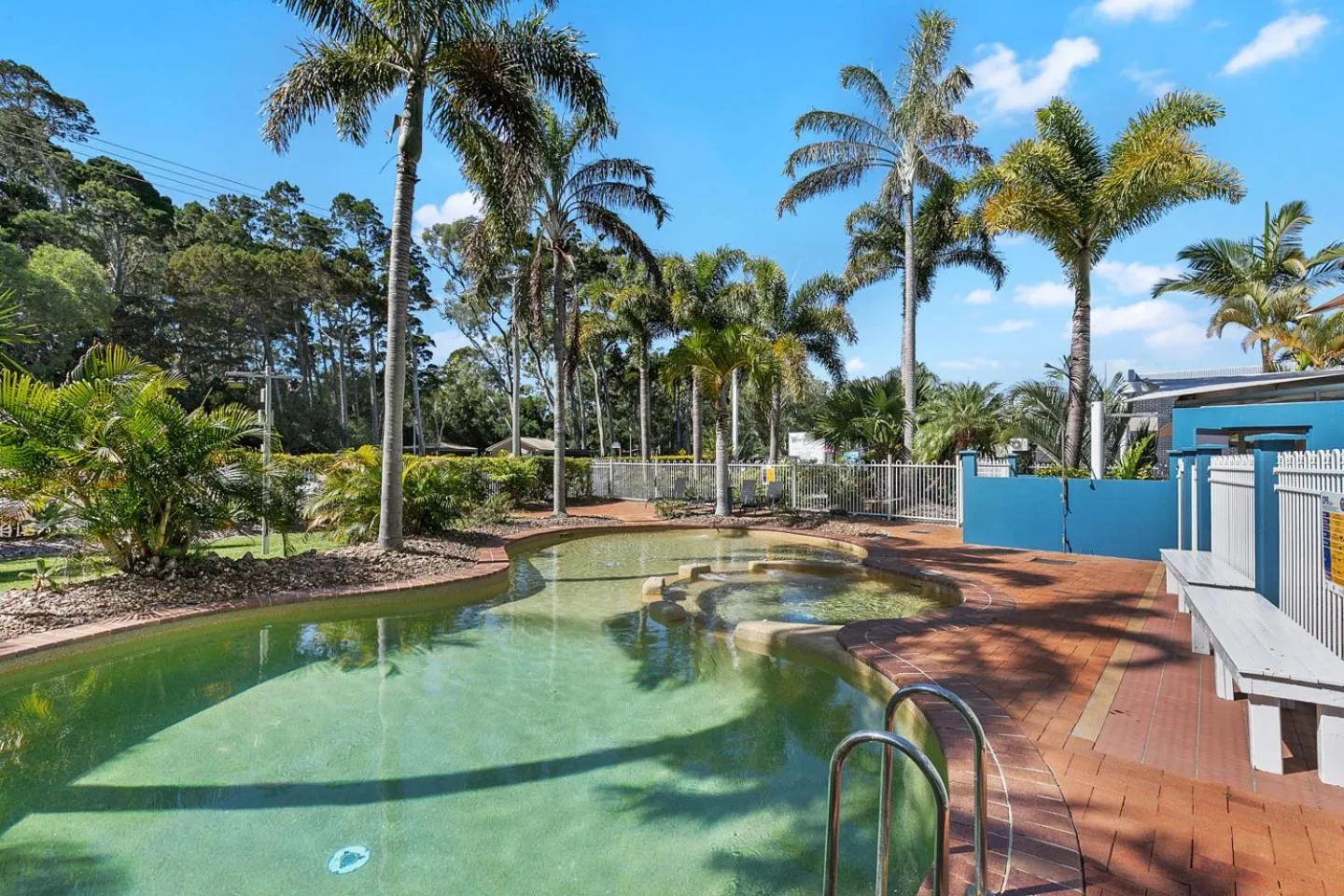 Swimming pool in White Crest Apartments