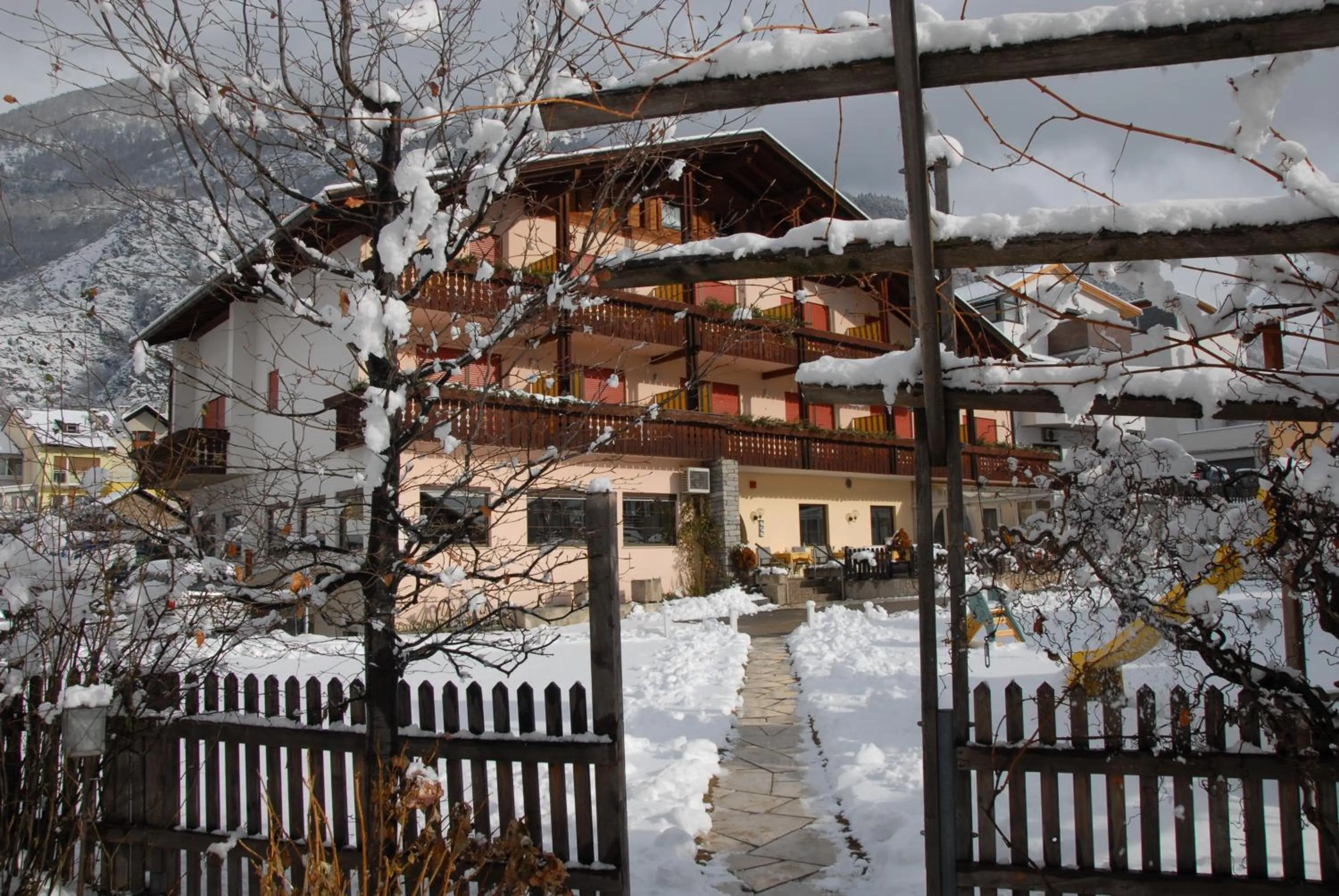 Restaurant/places to eat in Landhotel Anna