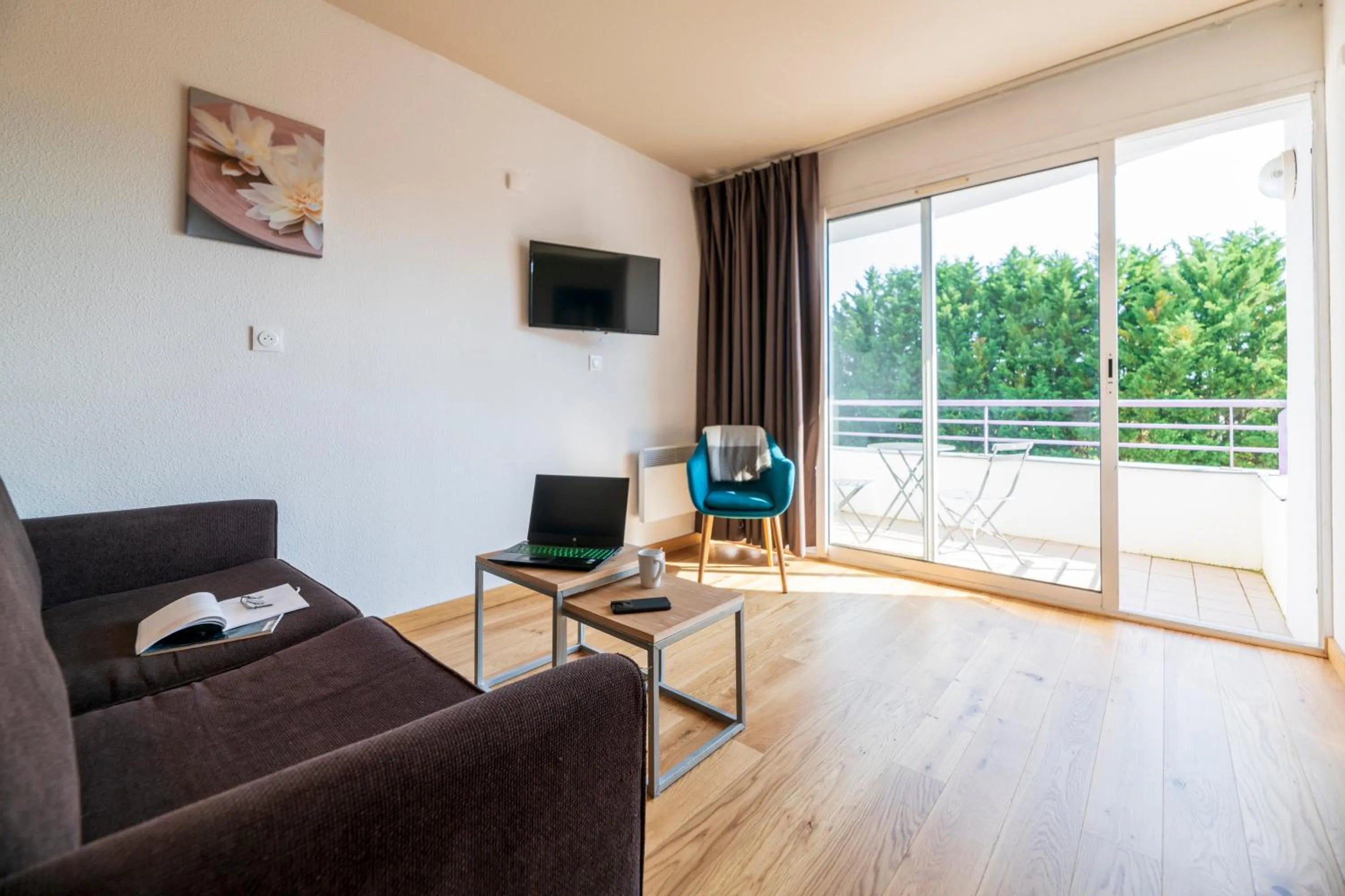 Living room in CERISE Dax - Les Jardins du Lac