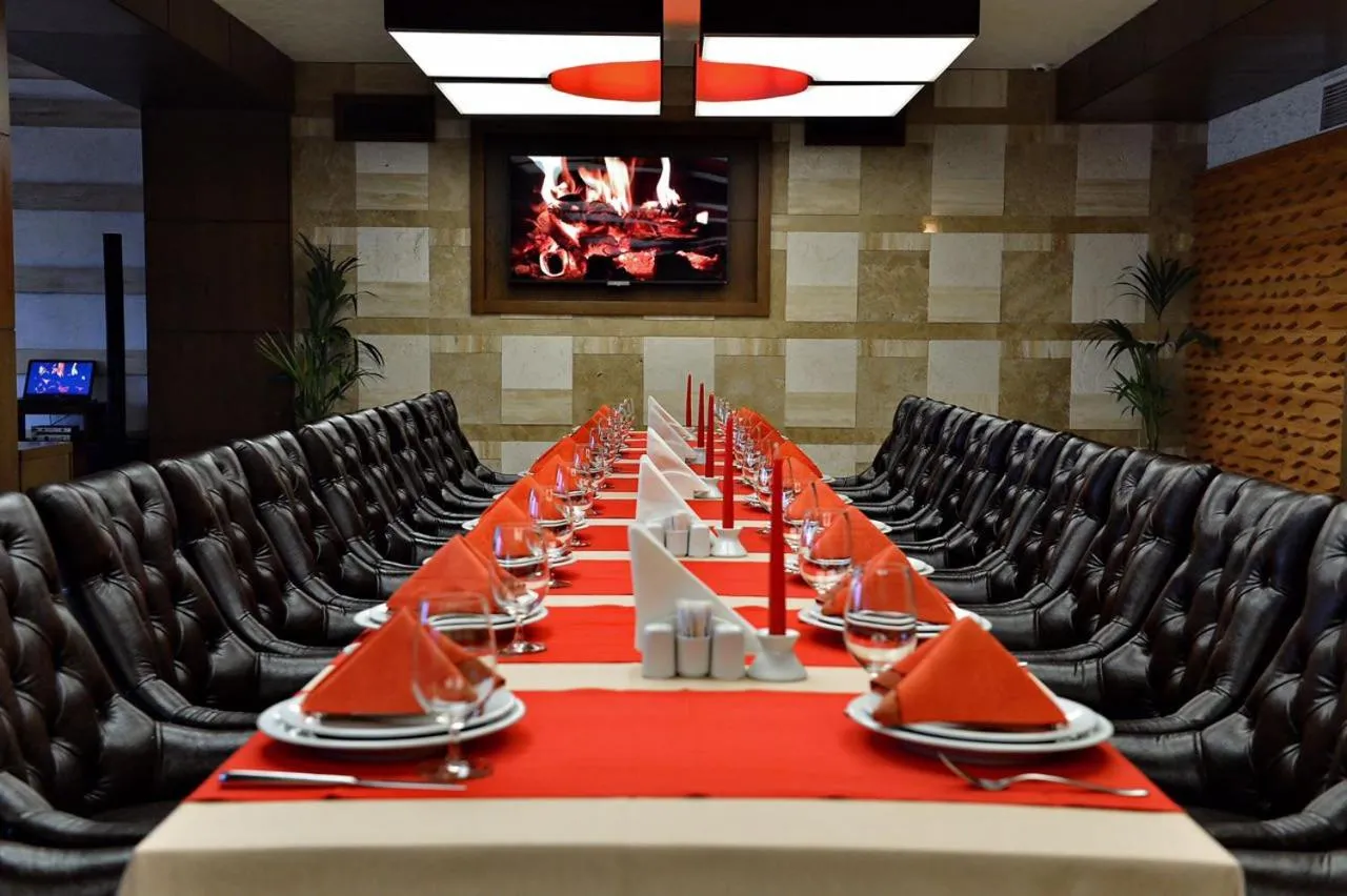 Banquet/Function facilities in Riviera Hotel