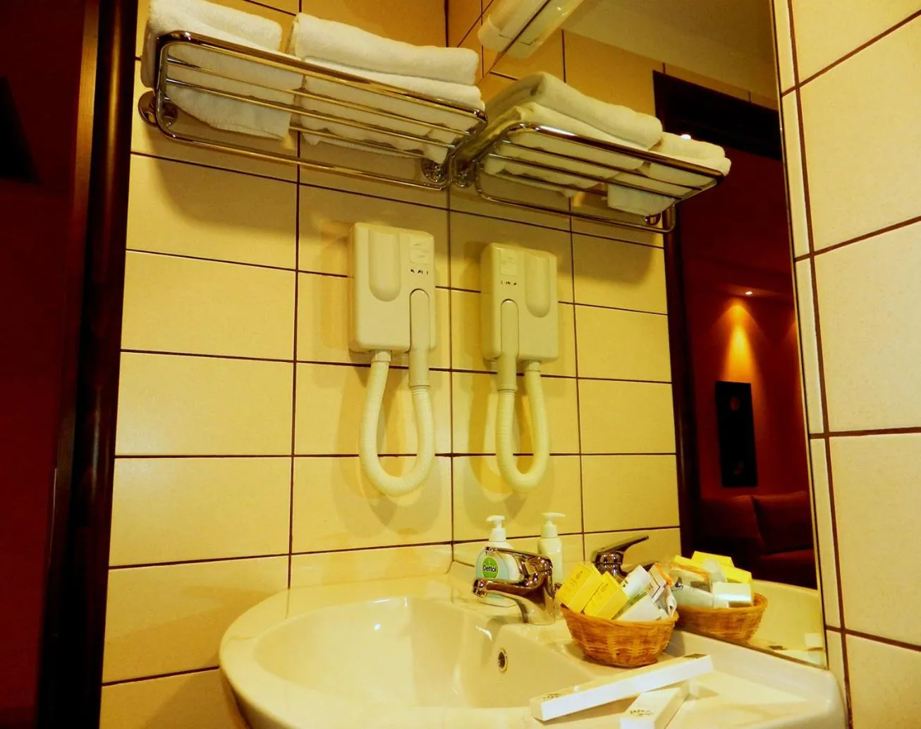 Bathroom in Plaza Hotel