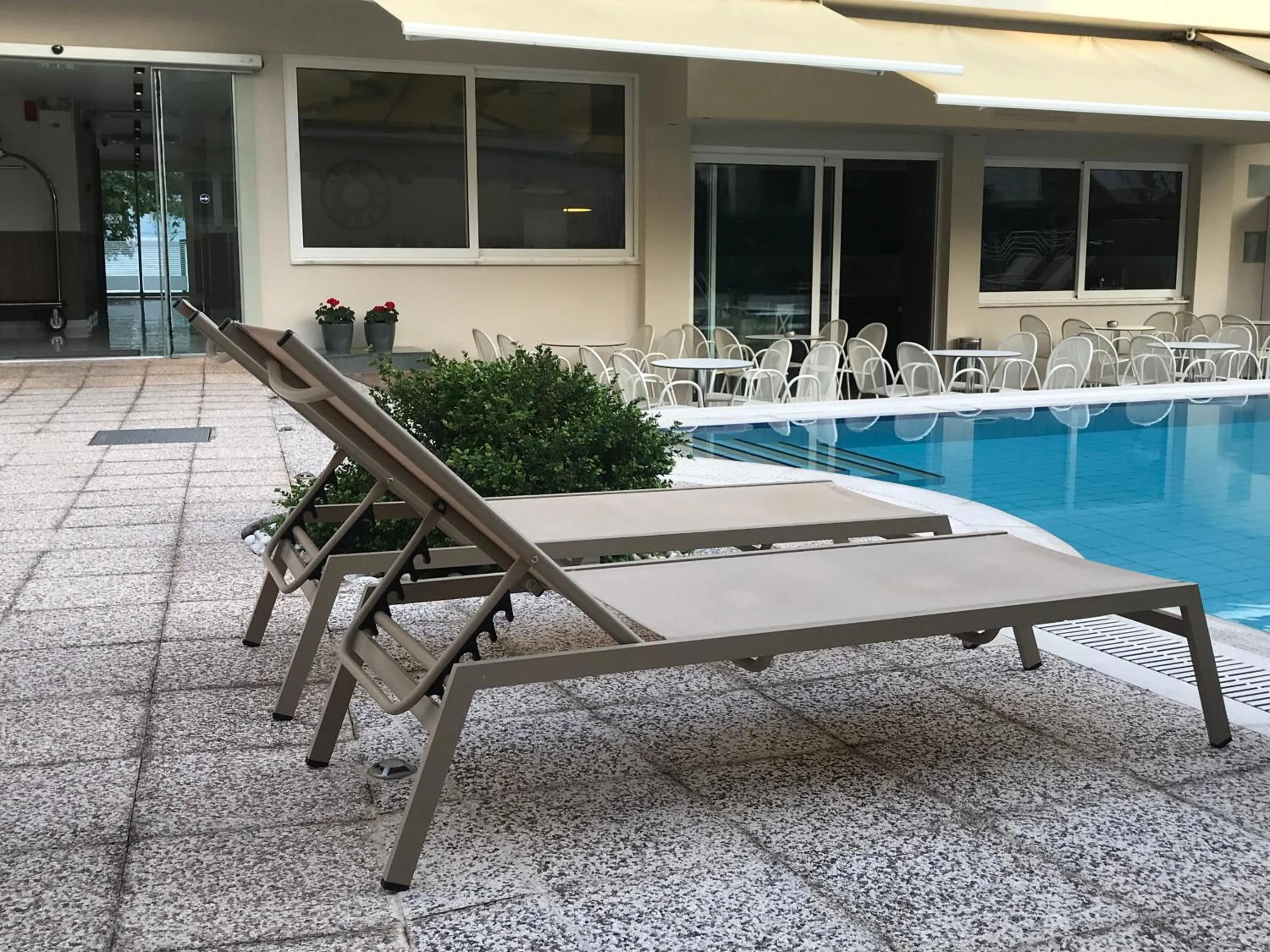 Swimming pool in Plaza Hotel