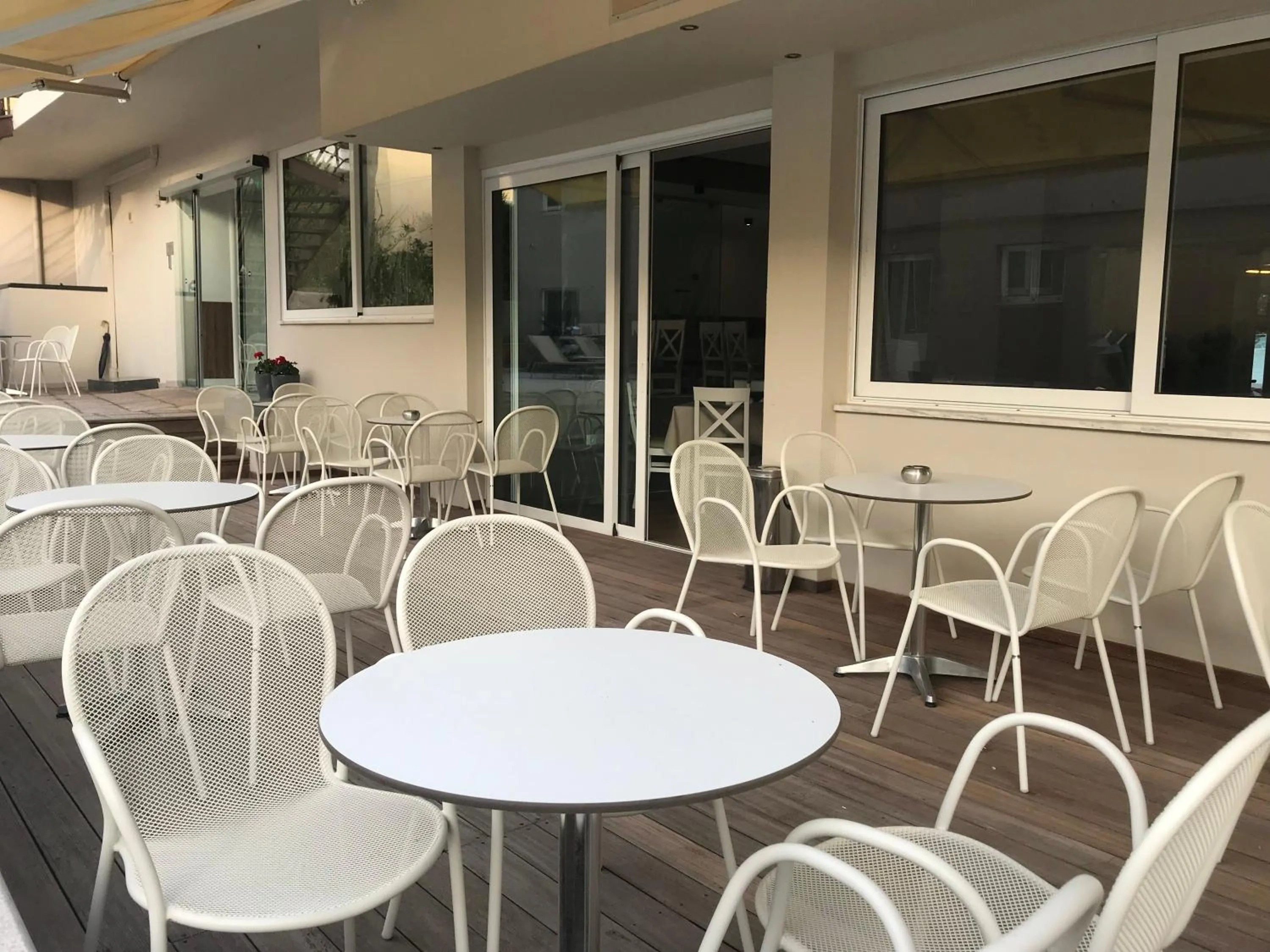 Patio in Plaza Hotel