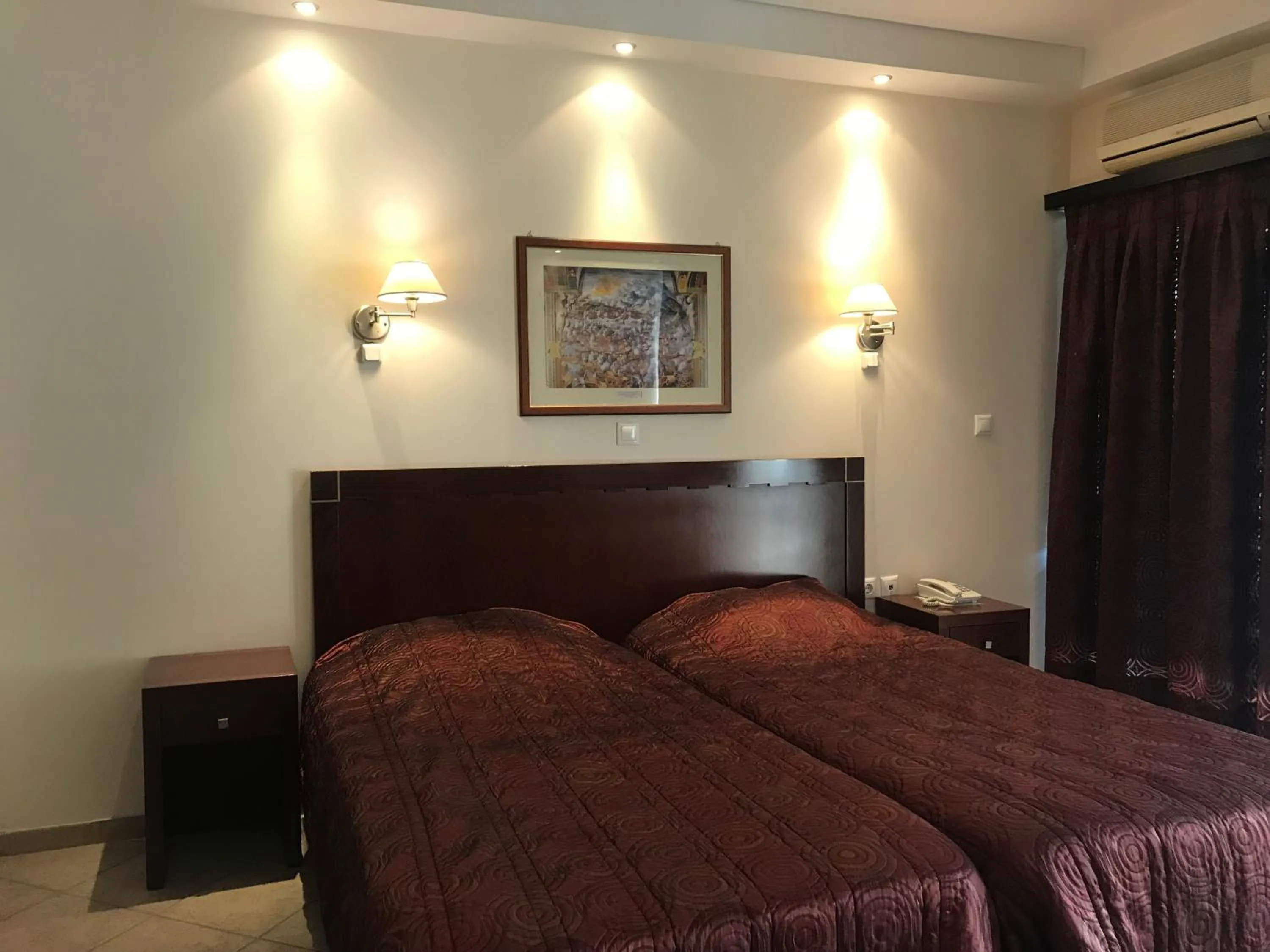 Photo of the whole room, Bed in Plaza Hotel