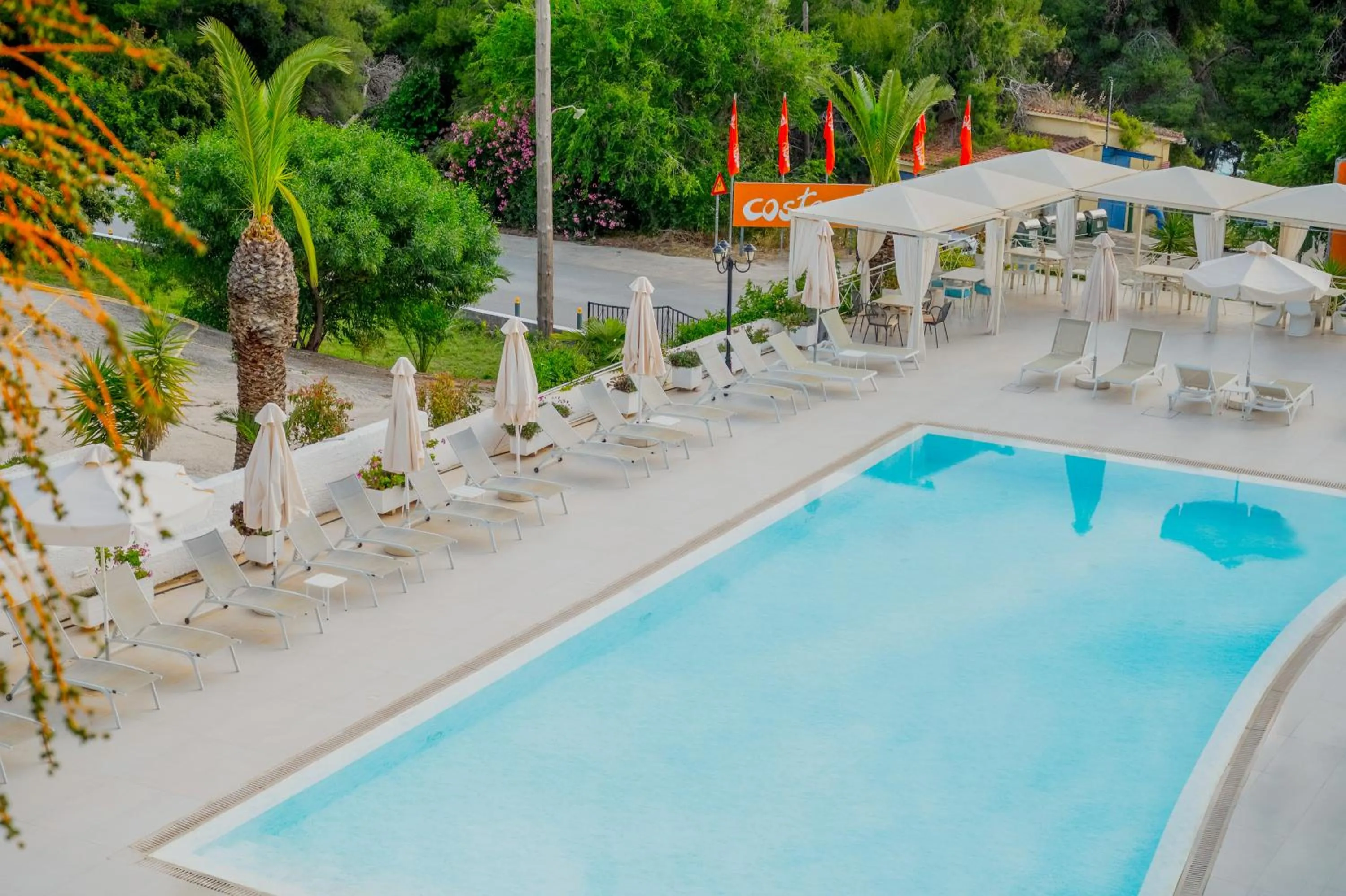 Swimming pool in Princess Hotel