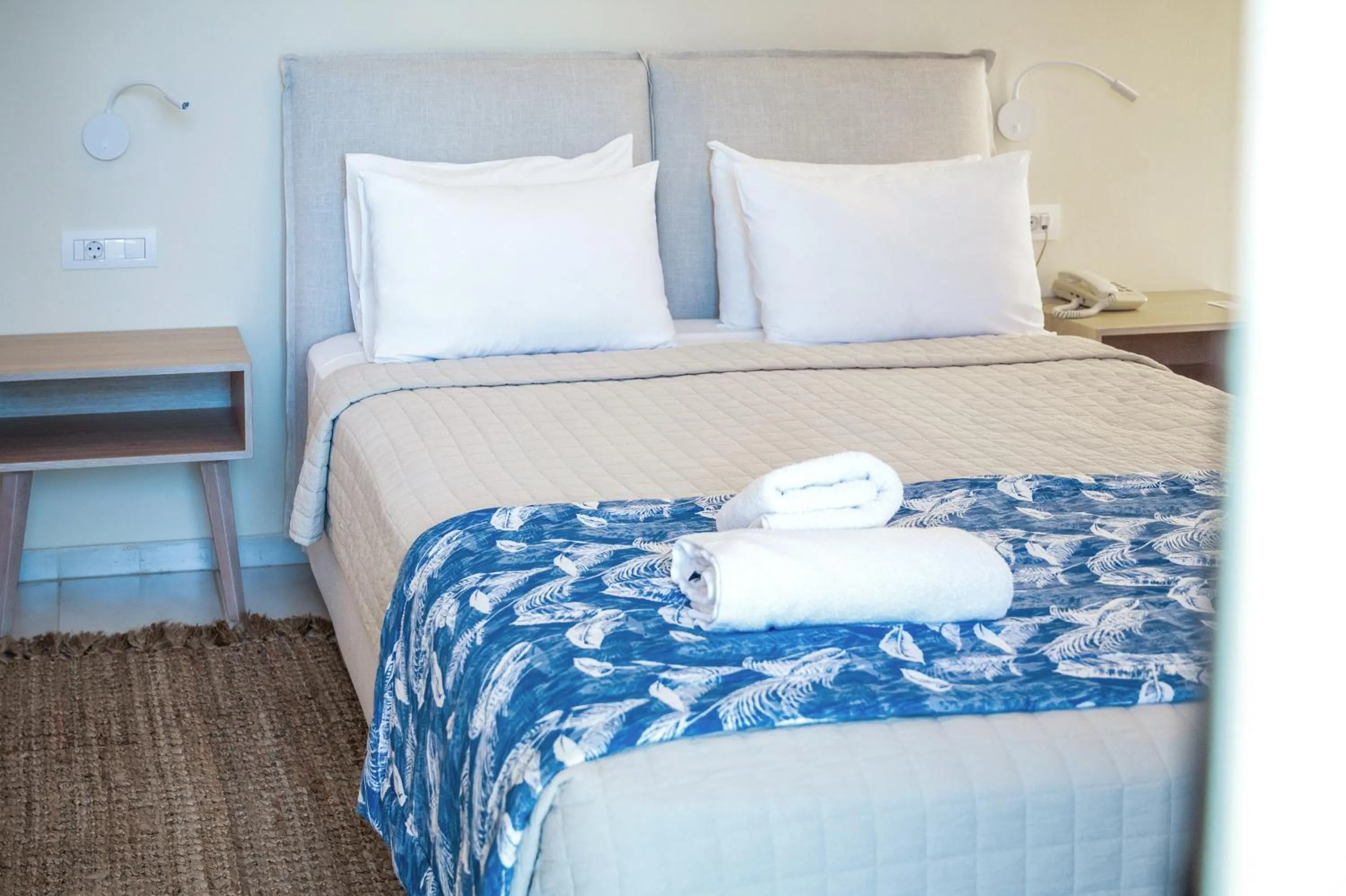 Bedroom, Bed in Princess Hotel