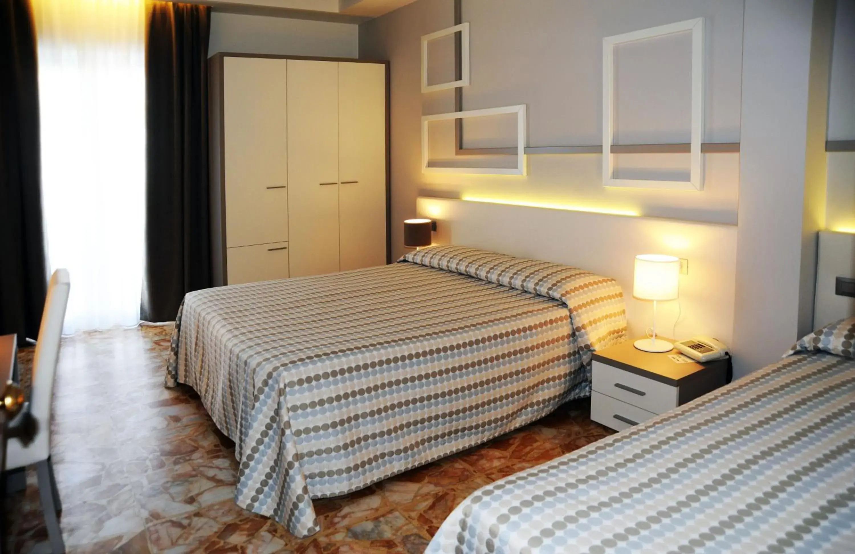 Photo of the whole room, Bed in Hotel Garden Photo of the whole room, Bed in Hotel Garden