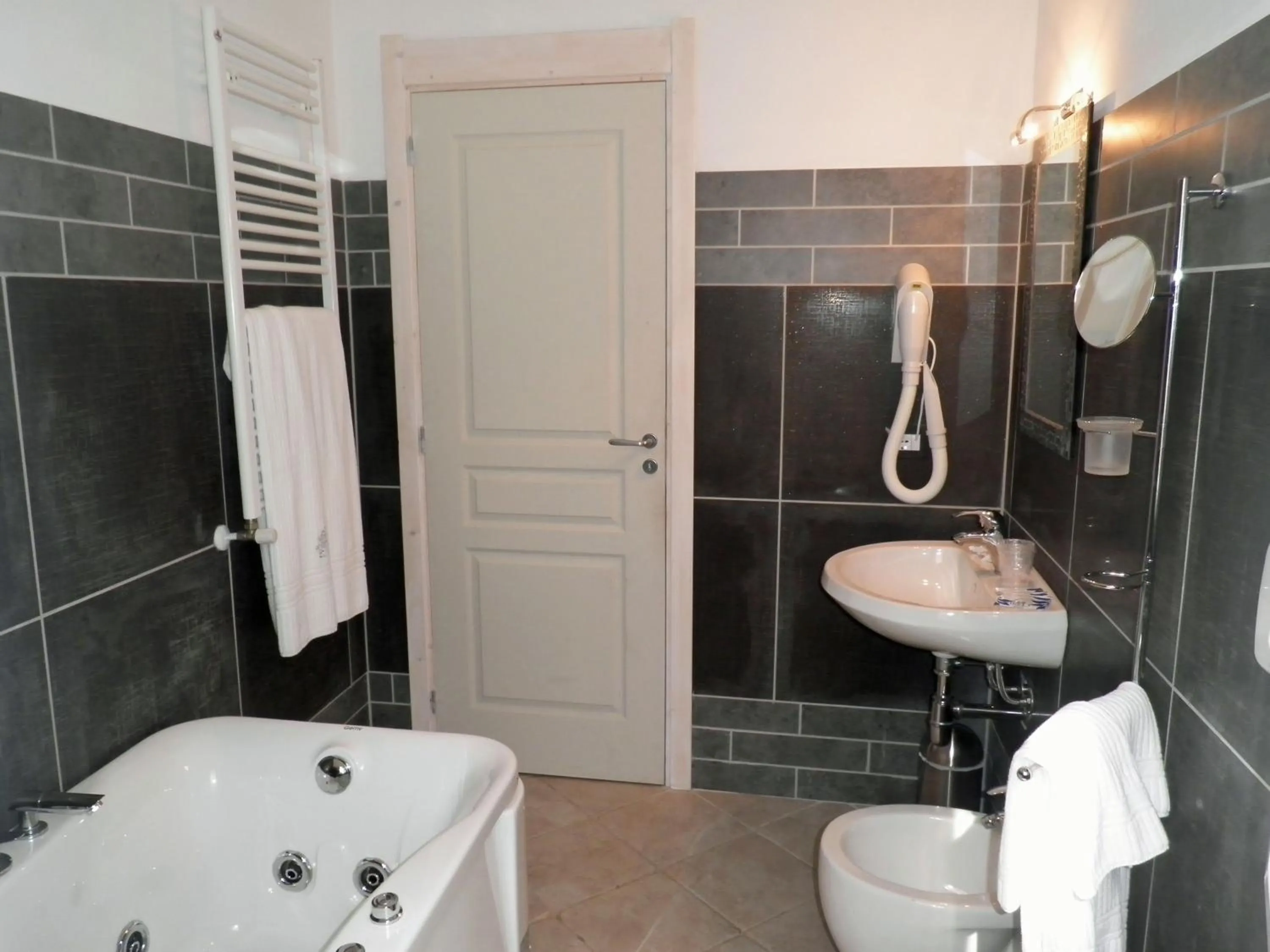 Bathroom in Costa Morroni