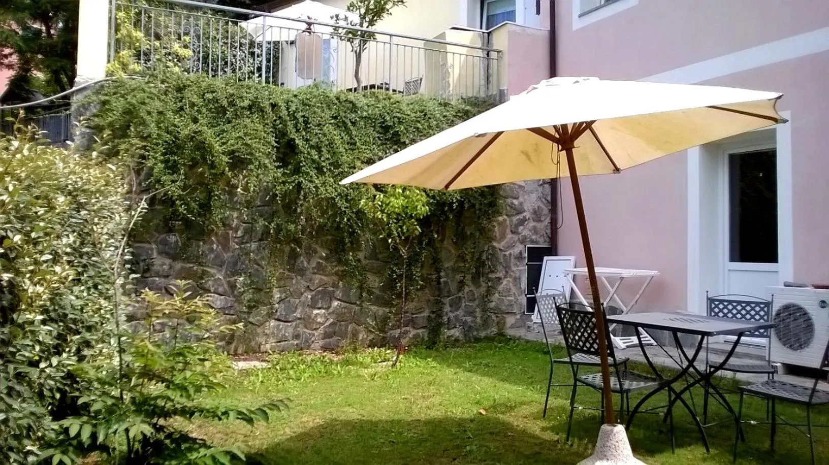 Breakfast in Costa Morroni