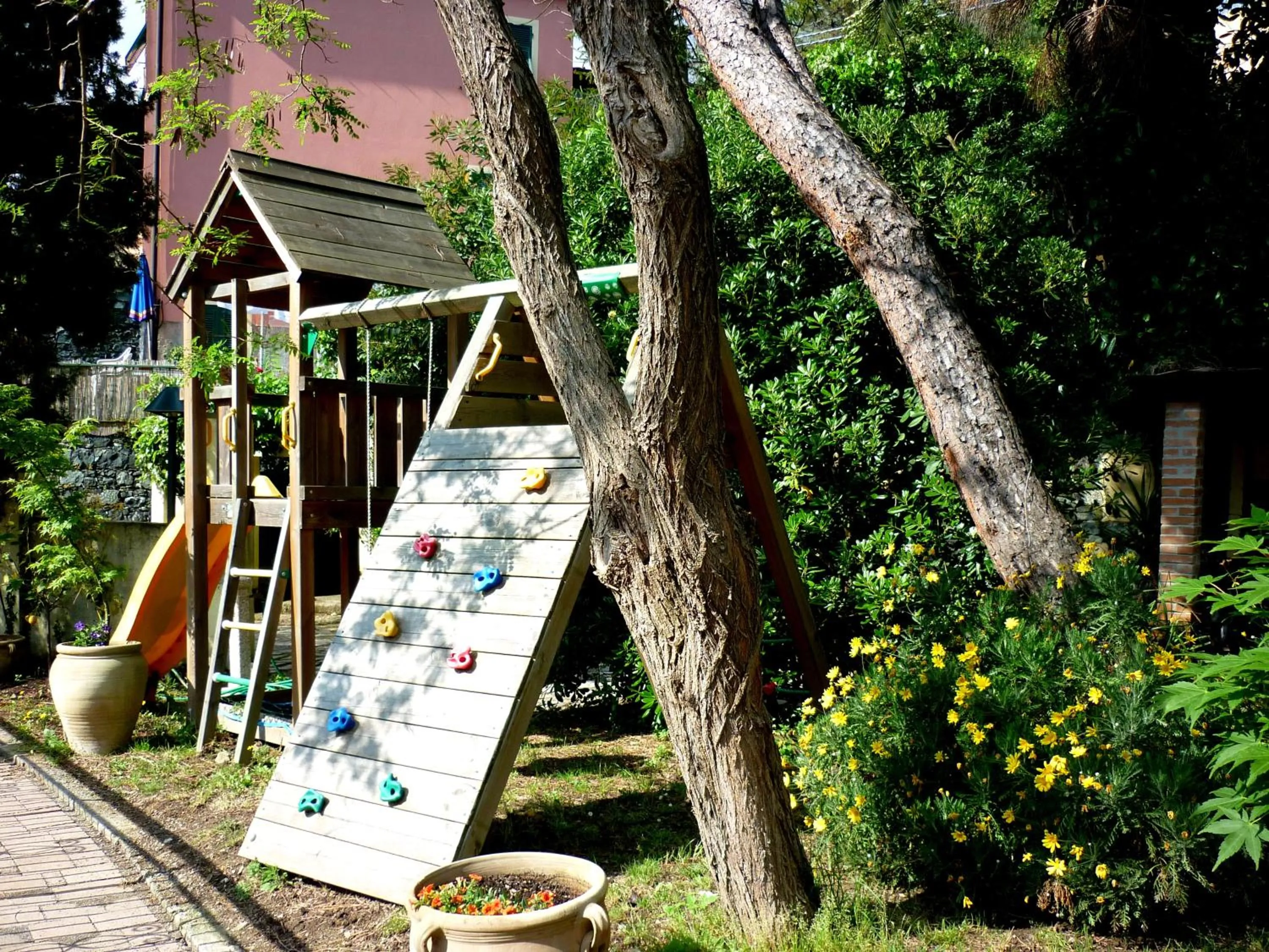 Day in Costa Morroni