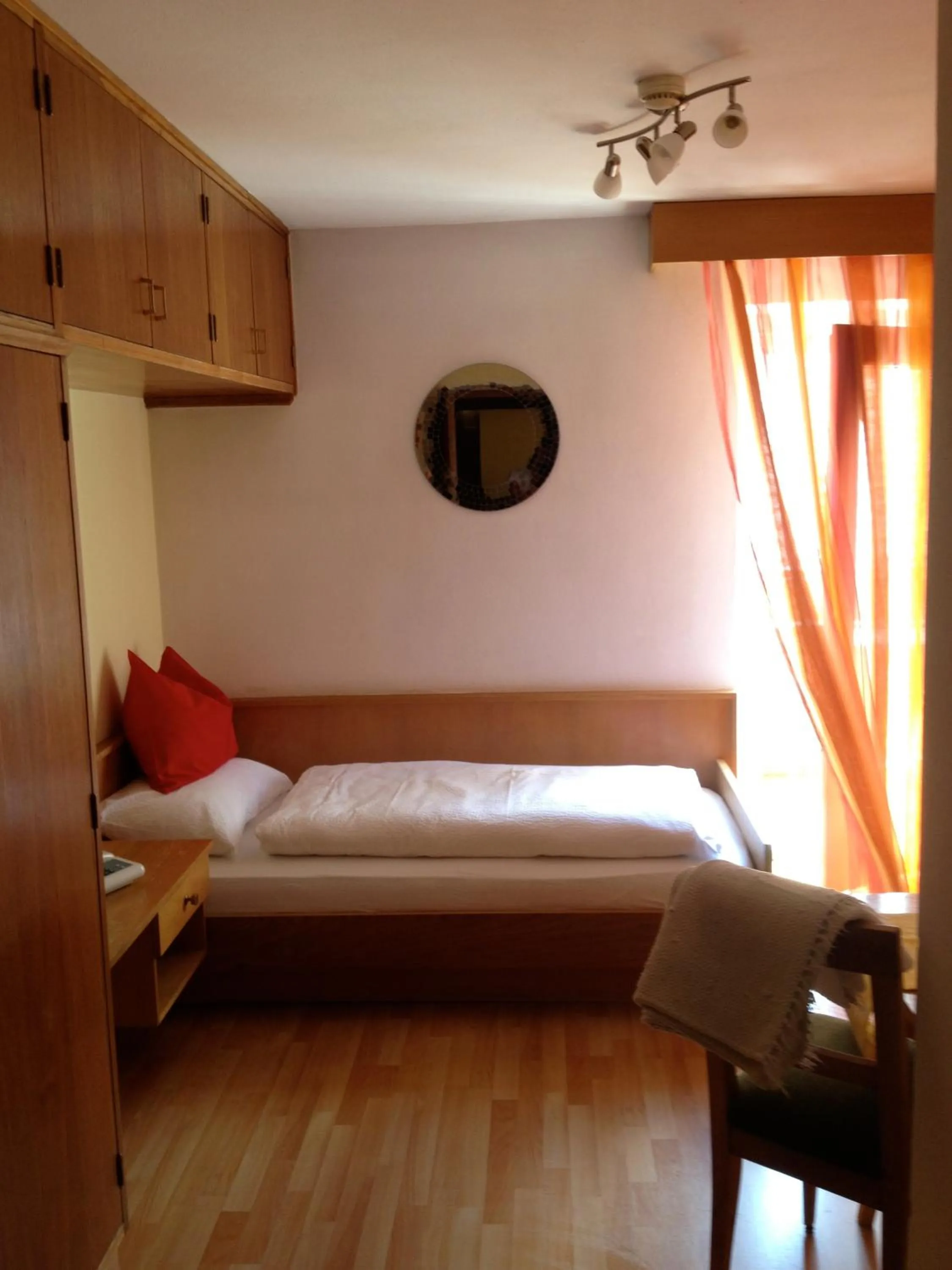 Day, Bed in Chalet Madrisa