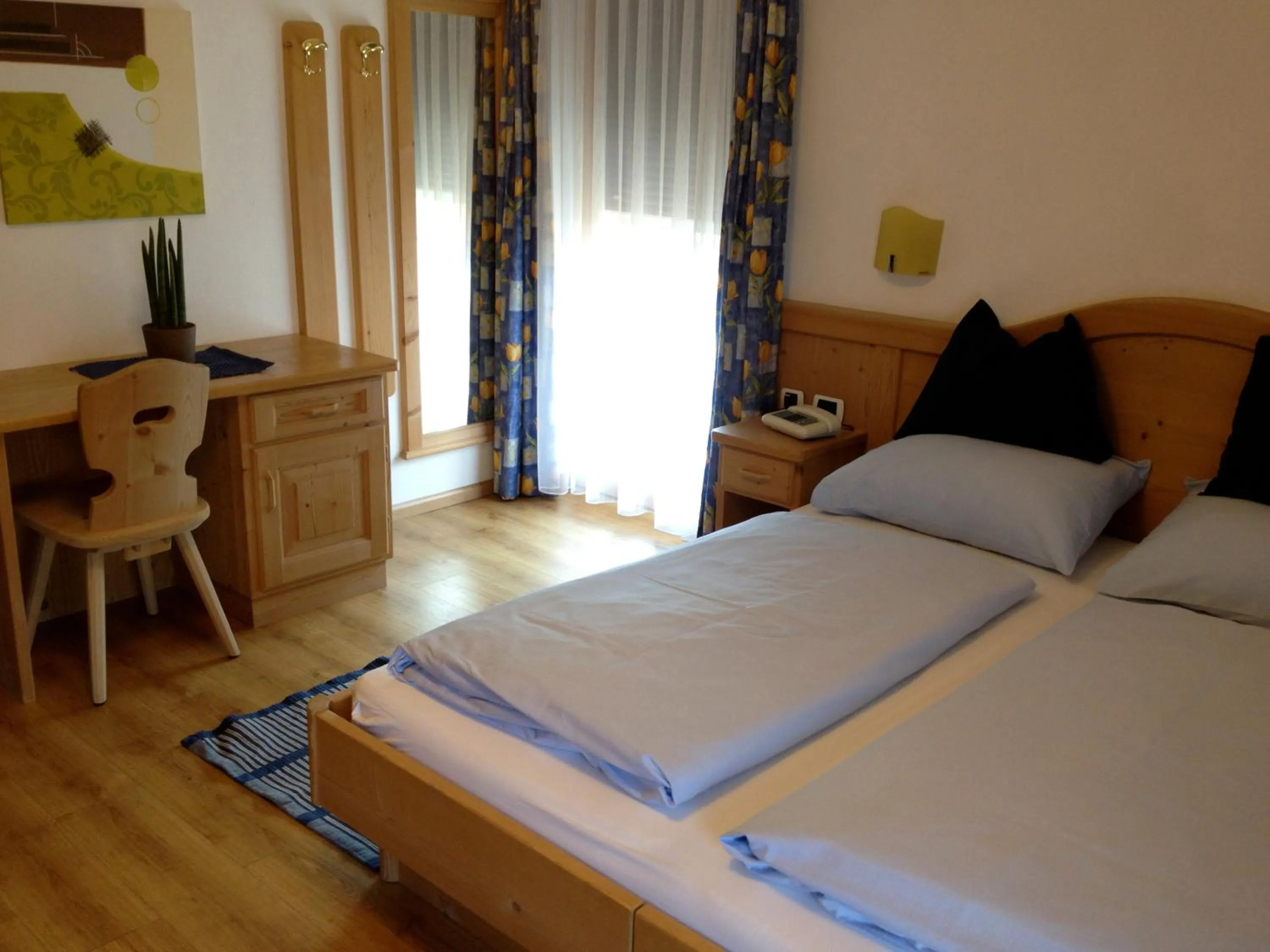 Day, Bed in Chalet Madrisa