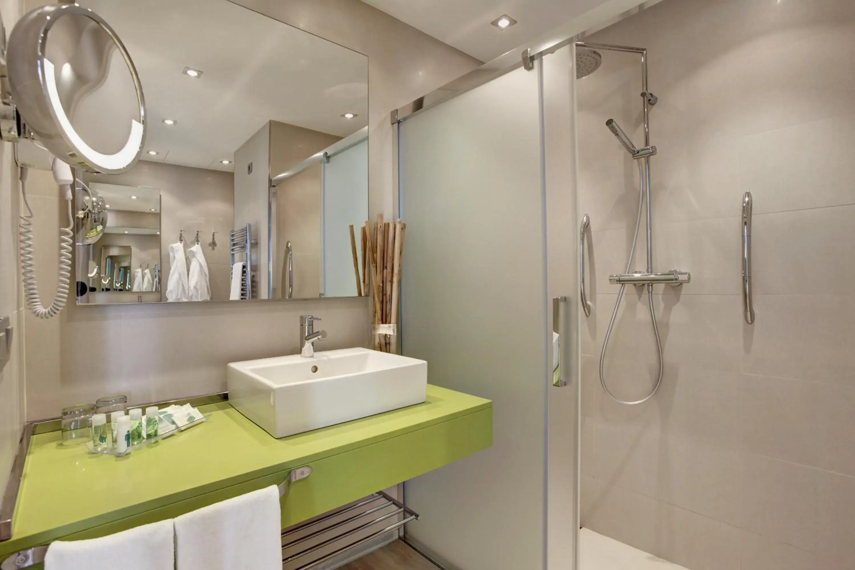 Bathroom in Hotel Costa Azul Bathroom in Hotel Costa Azul