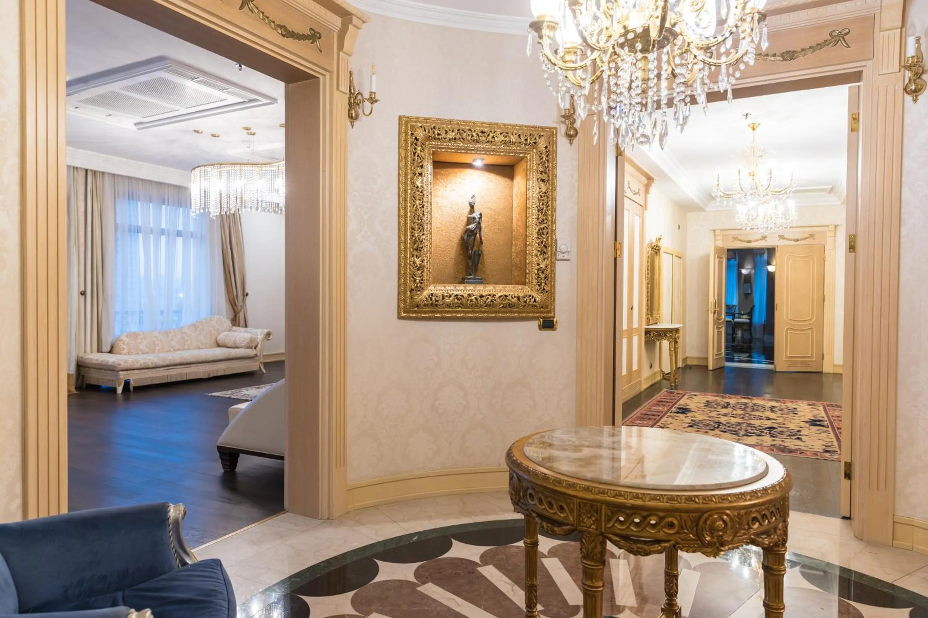 Lobby or reception in Excelsior Hotel & Spa Baku