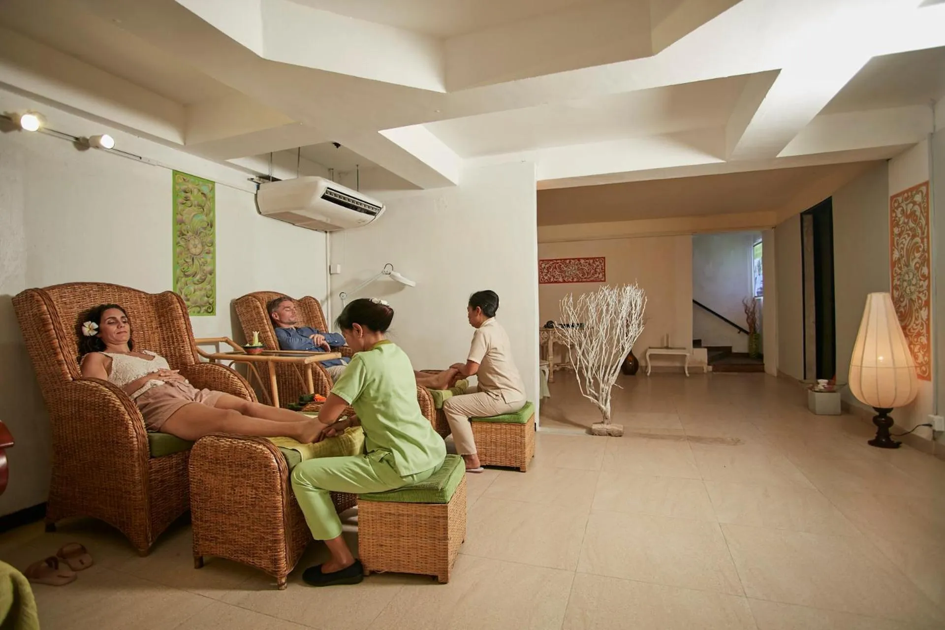 Massage in Citrus Hikkaduwa