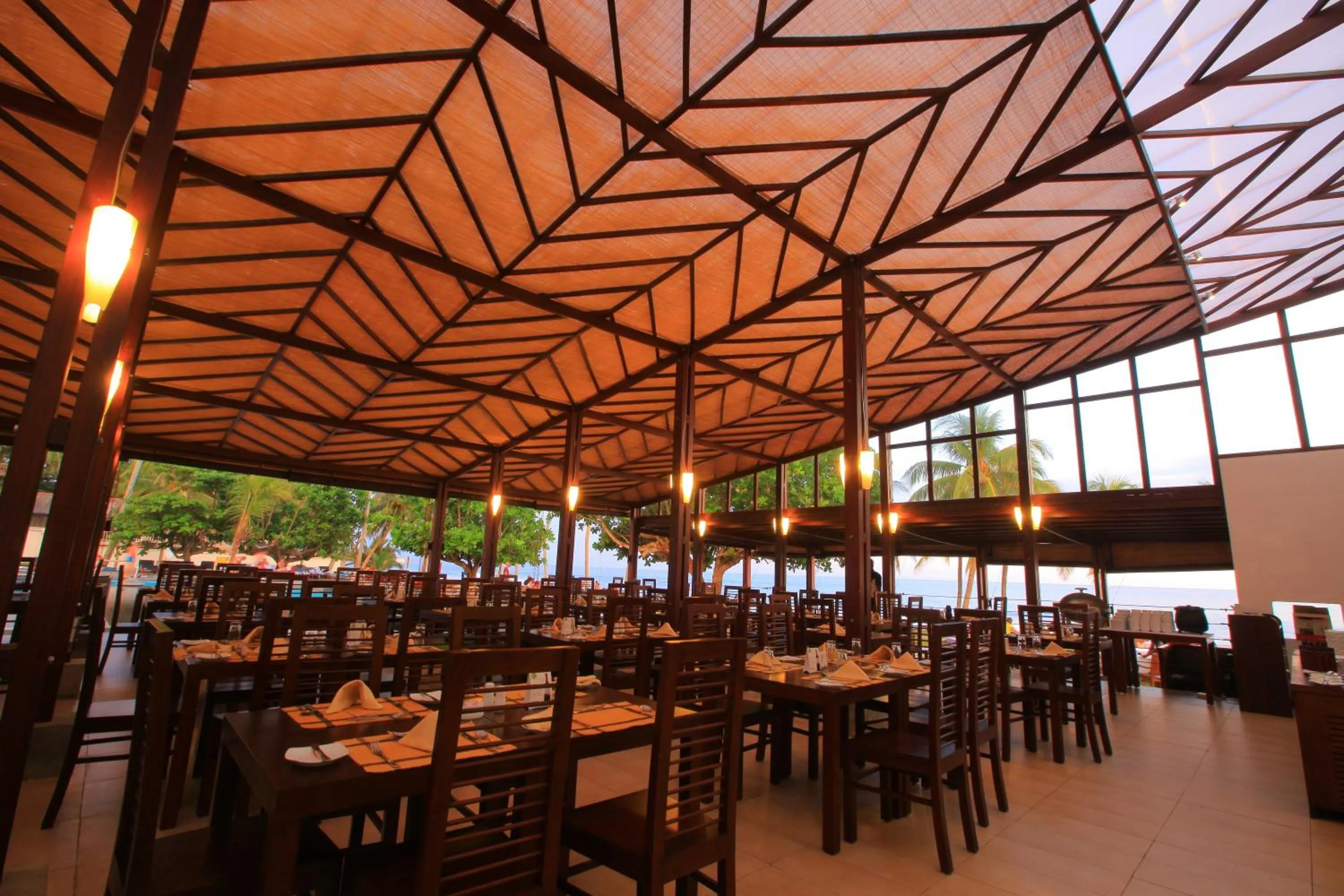 Restaurant/places to eat in Citrus Hikkaduwa