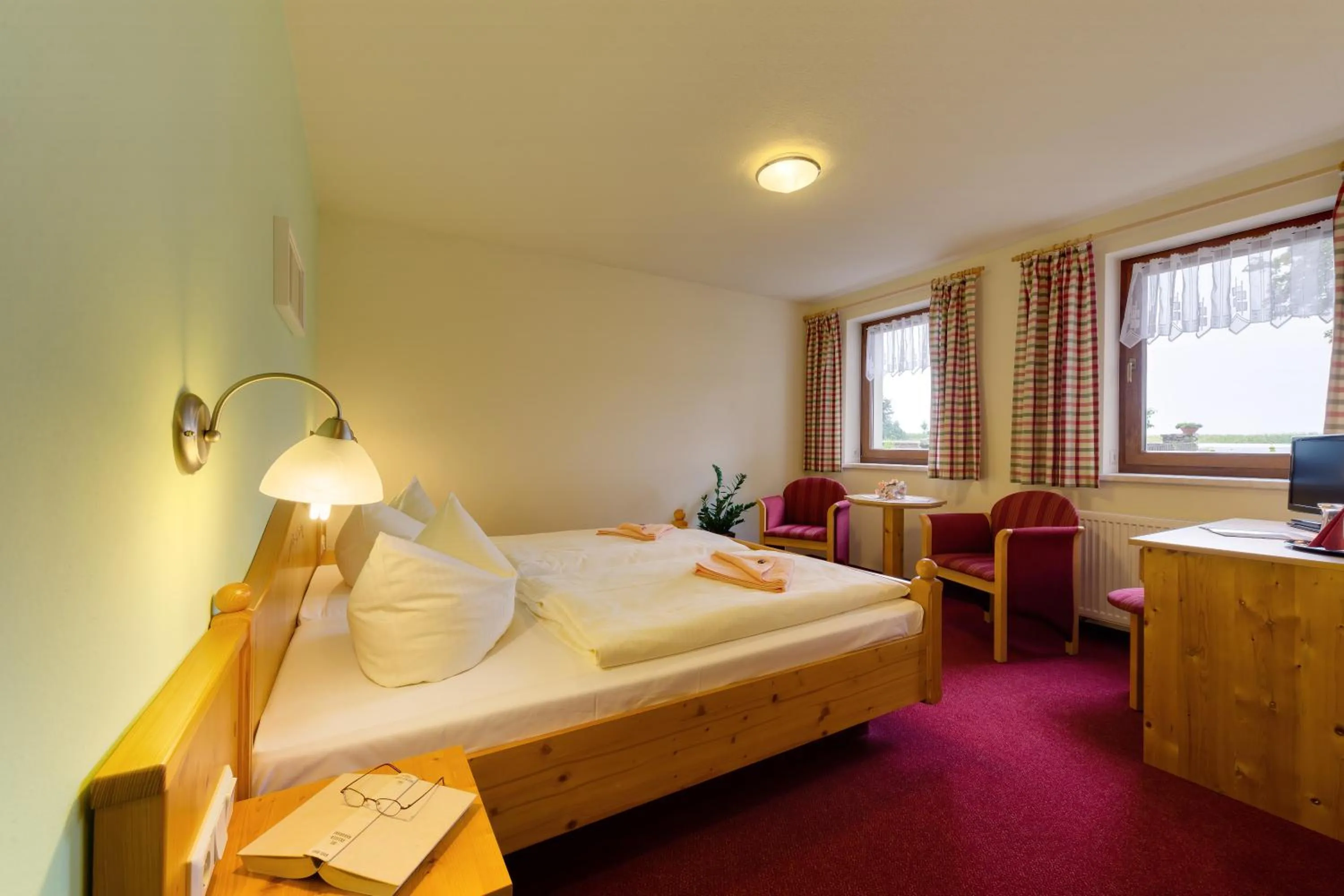 Photo of the whole room, Bed in Hotel Dachsbaude & Kammbaude
