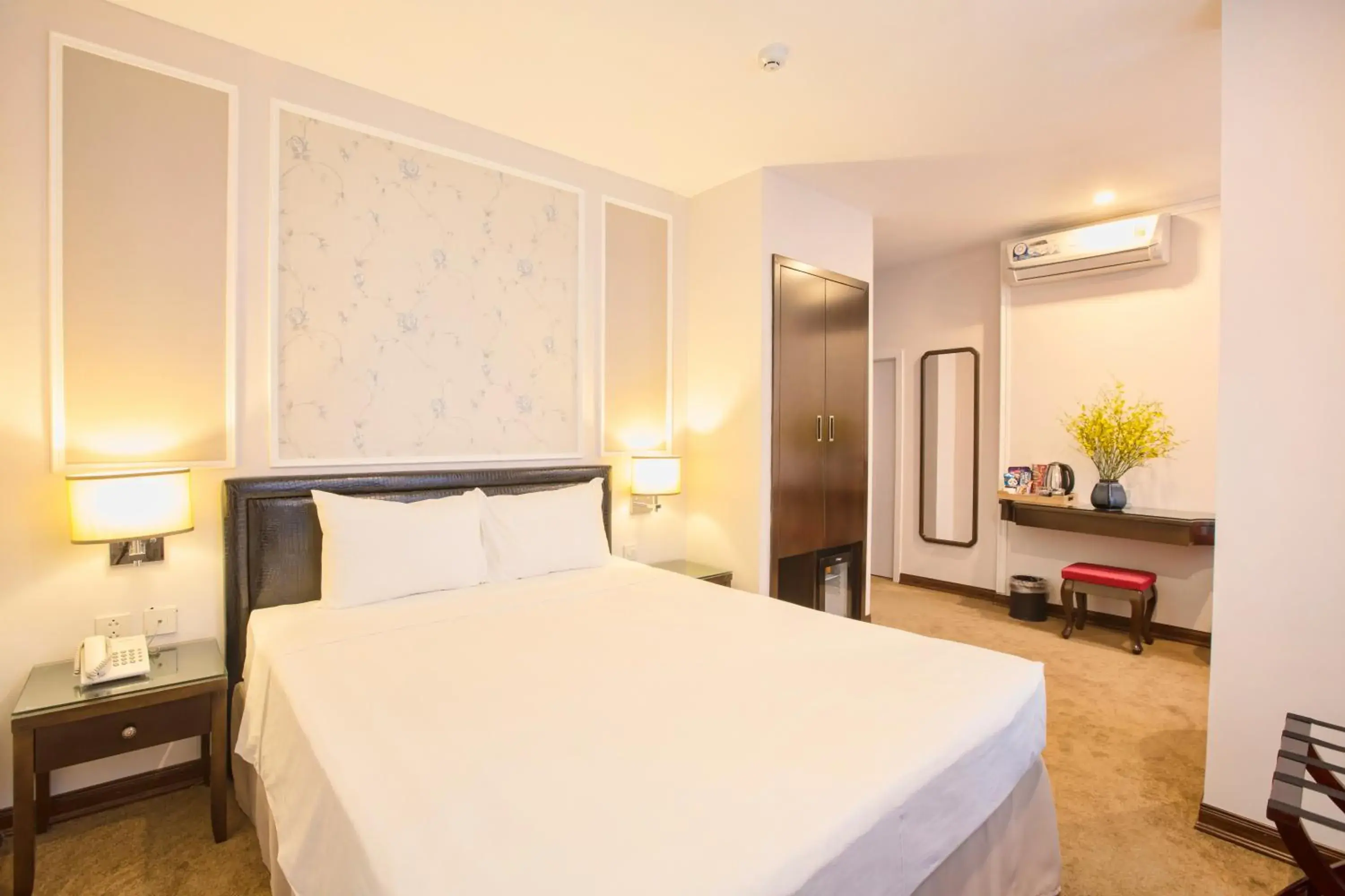 Restaurant/places to eat, Bed in Dinh Ami Hanoi Hotel Restaurant/places to eat, Bed in Dinh Ami Hanoi Hotel