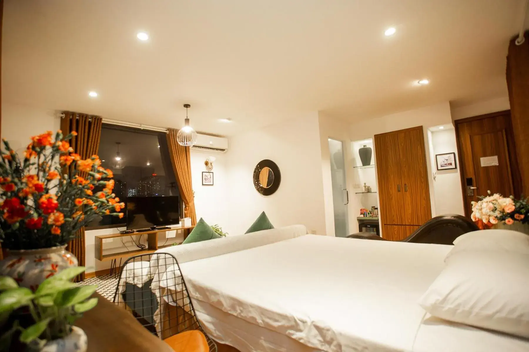 Bed in Dinh Ami Hanoi Hotel Bed in Dinh Ami Hanoi Hotel