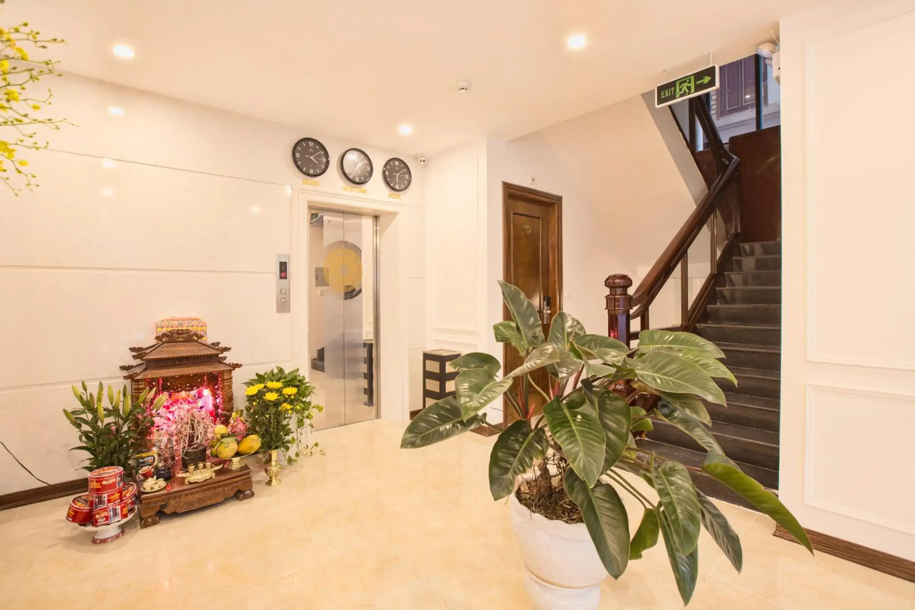 Restaurant/places to eat in Dinh Ami Hanoi Hotel Restaurant/places to eat in Dinh Ami Hanoi Hotel