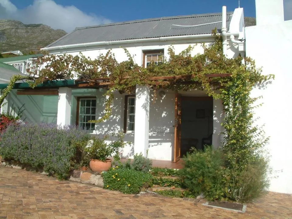 Property building in Bosky Dell on Boulders Beach