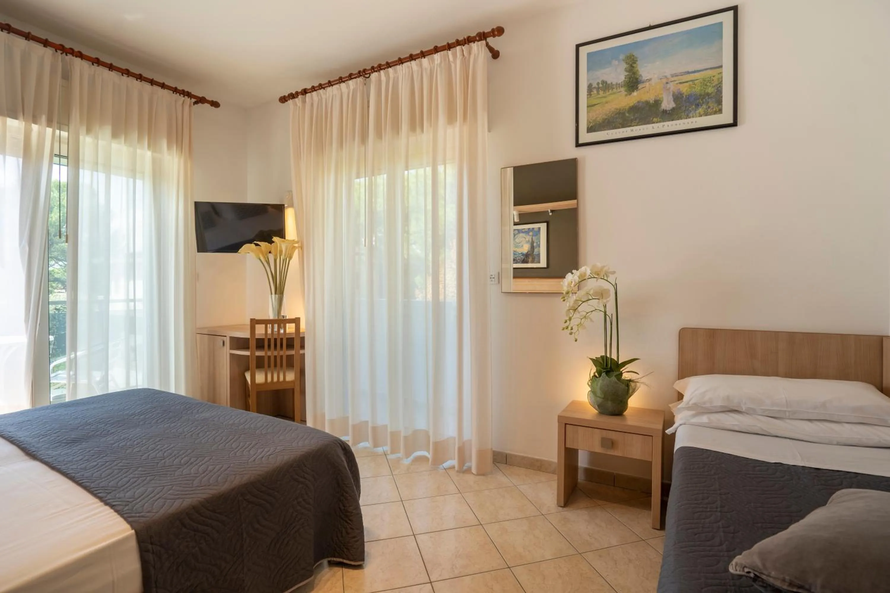 Bed in Hotel Mocambo Riccione CENTRALISSIMO AL MARE