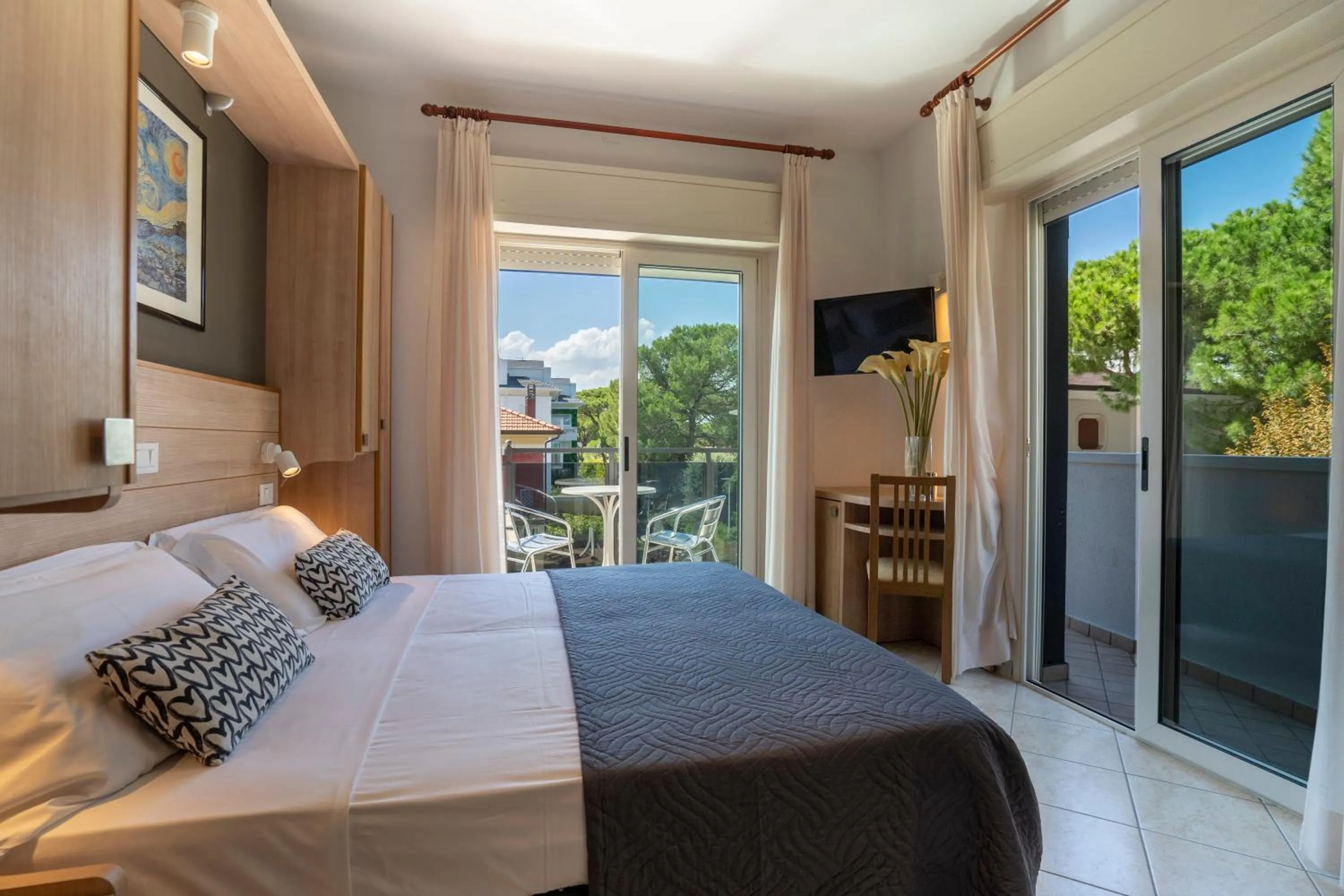 Bed in Hotel Mocambo Riccione CENTRALISSIMO AL MARE