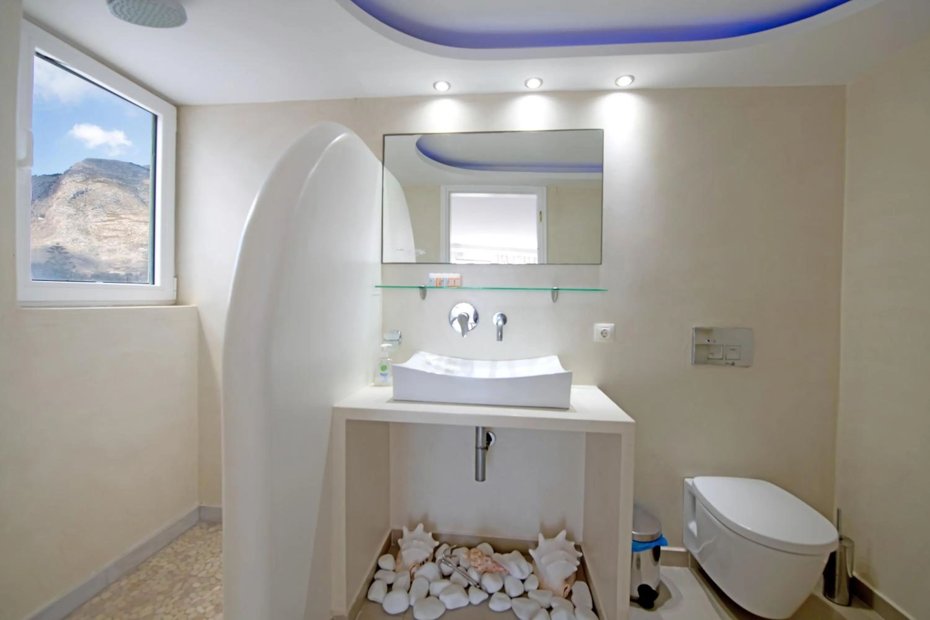 Bathroom in Argiris Studios