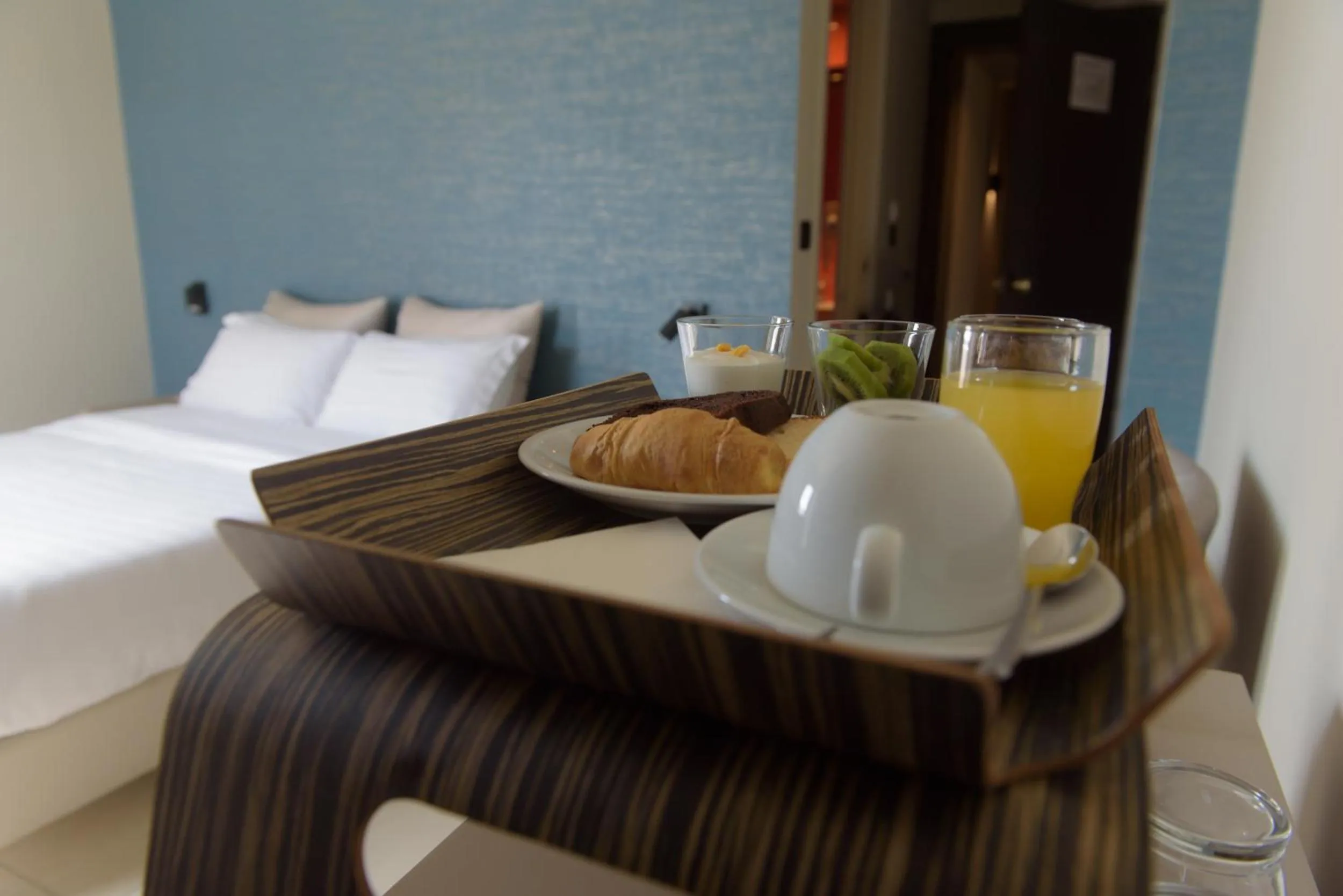 Food and drinks, Bed in Hotel Nafpaktos