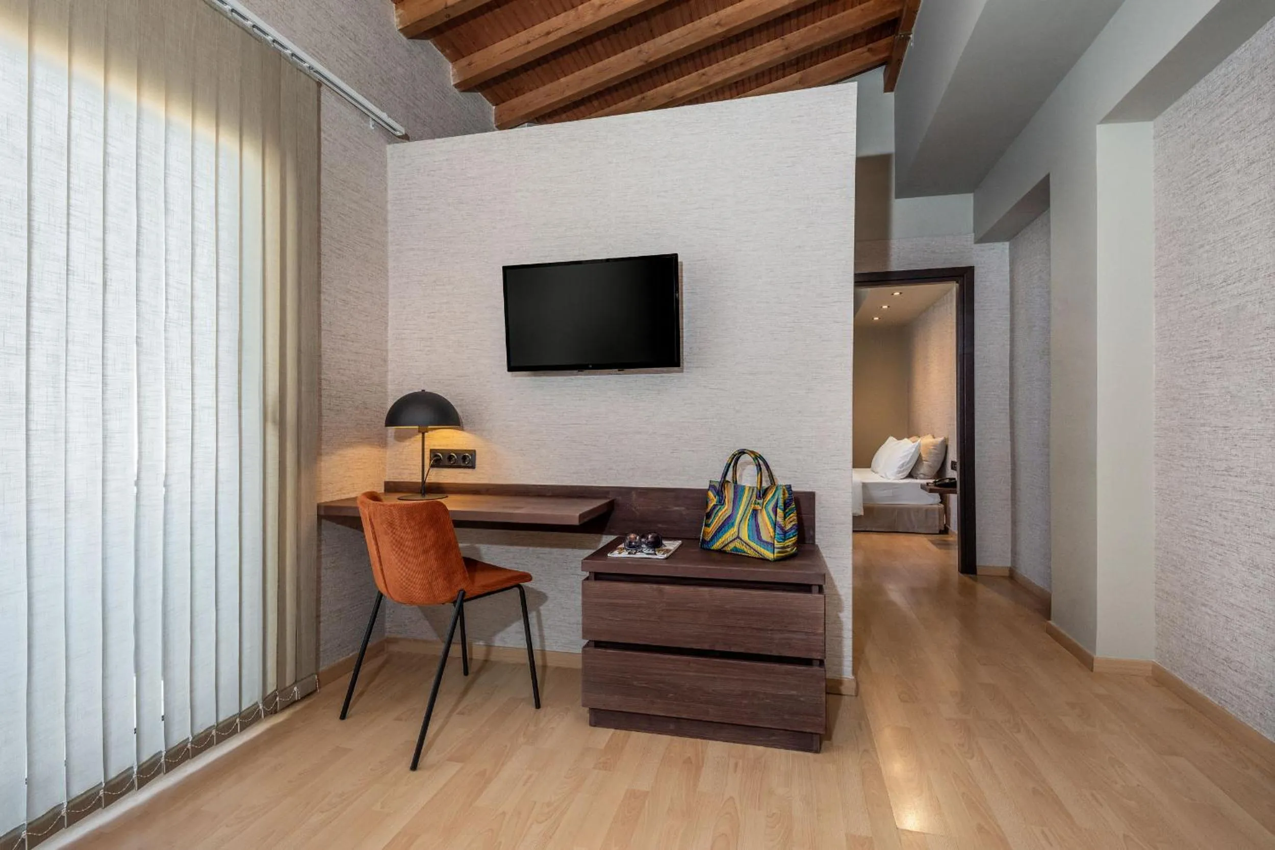 TV and multimedia in Hotel Nafpaktos