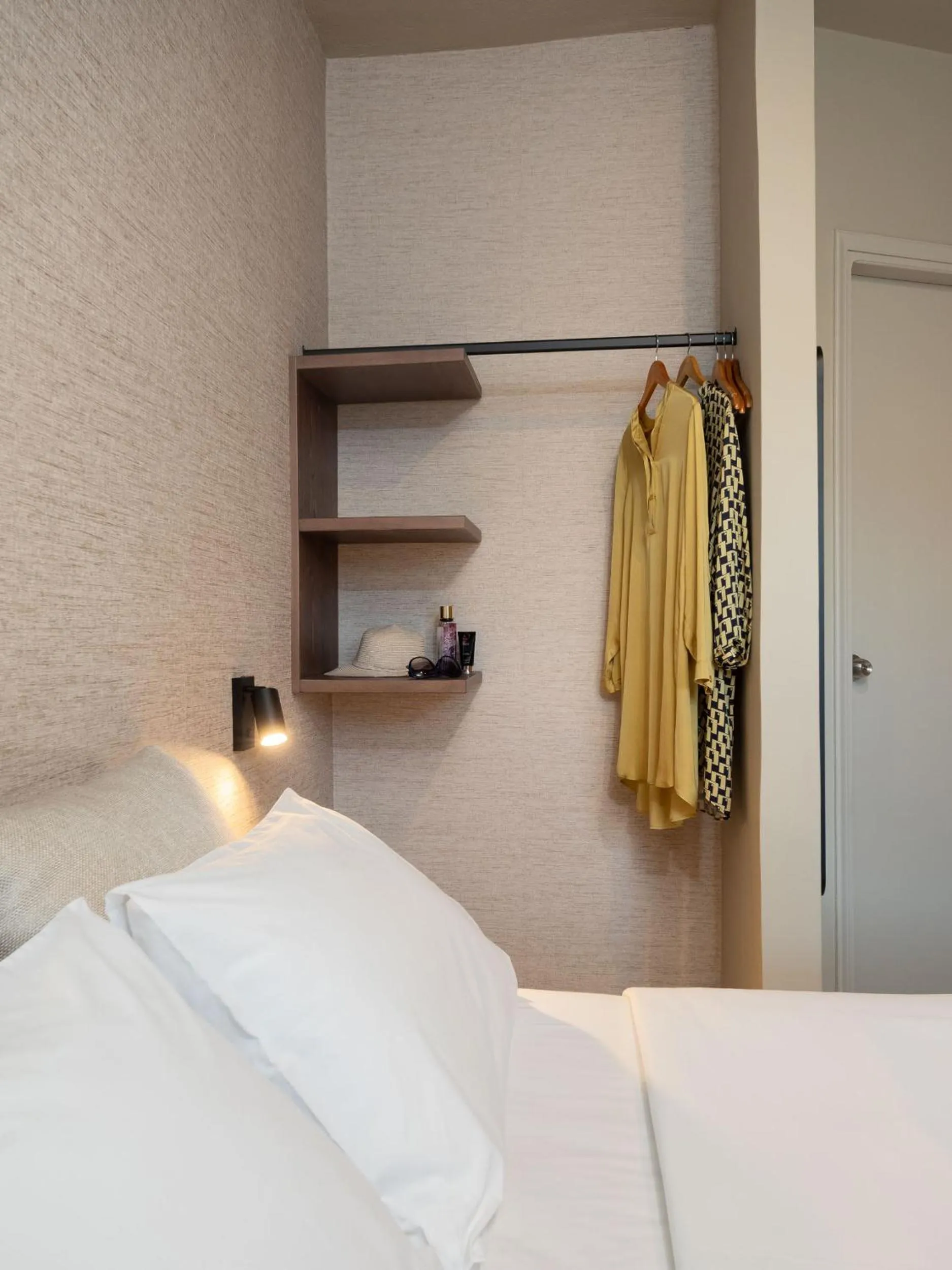 Bedroom, Bed in Hotel Nafpaktos