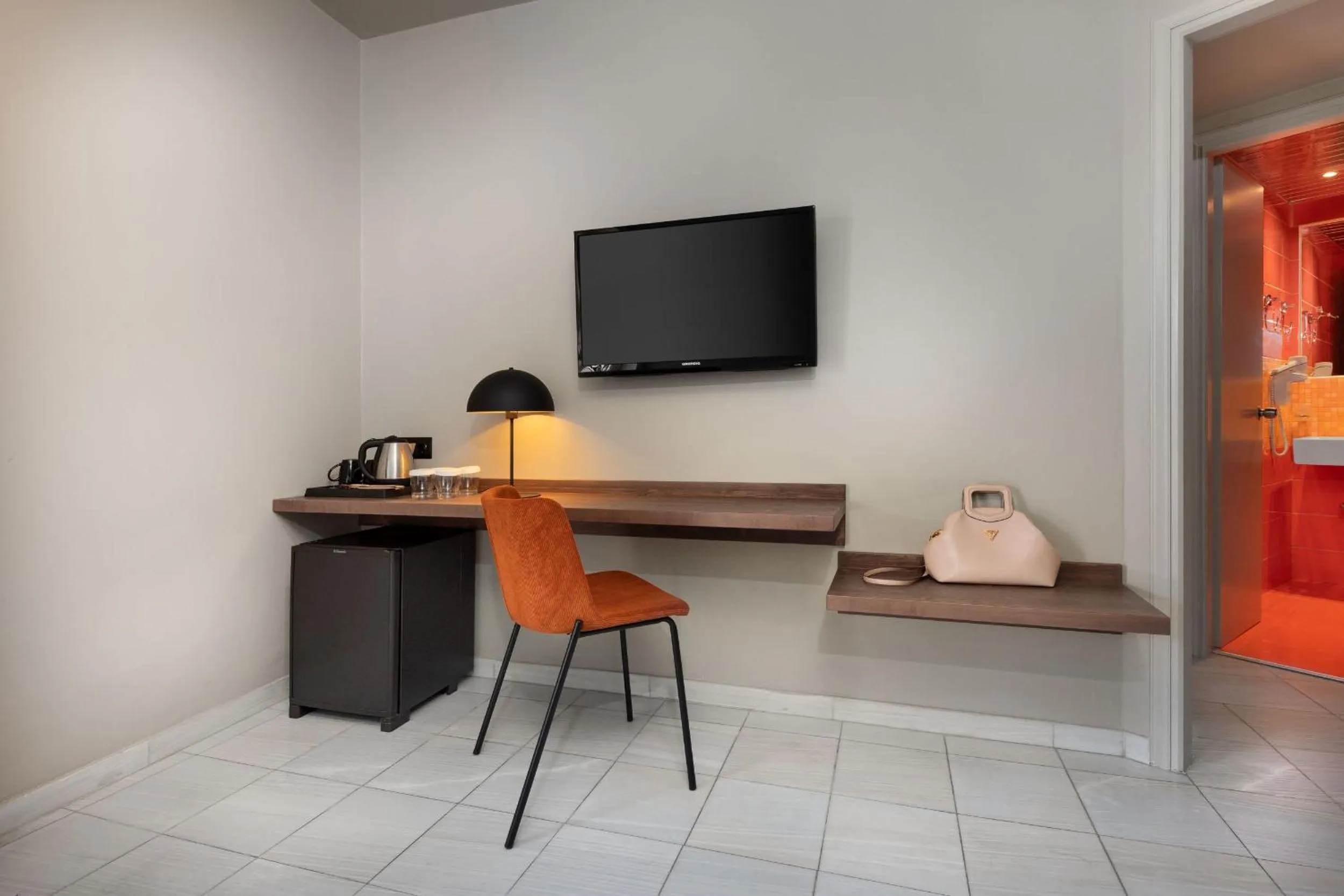 TV and multimedia in Hotel Nafpaktos